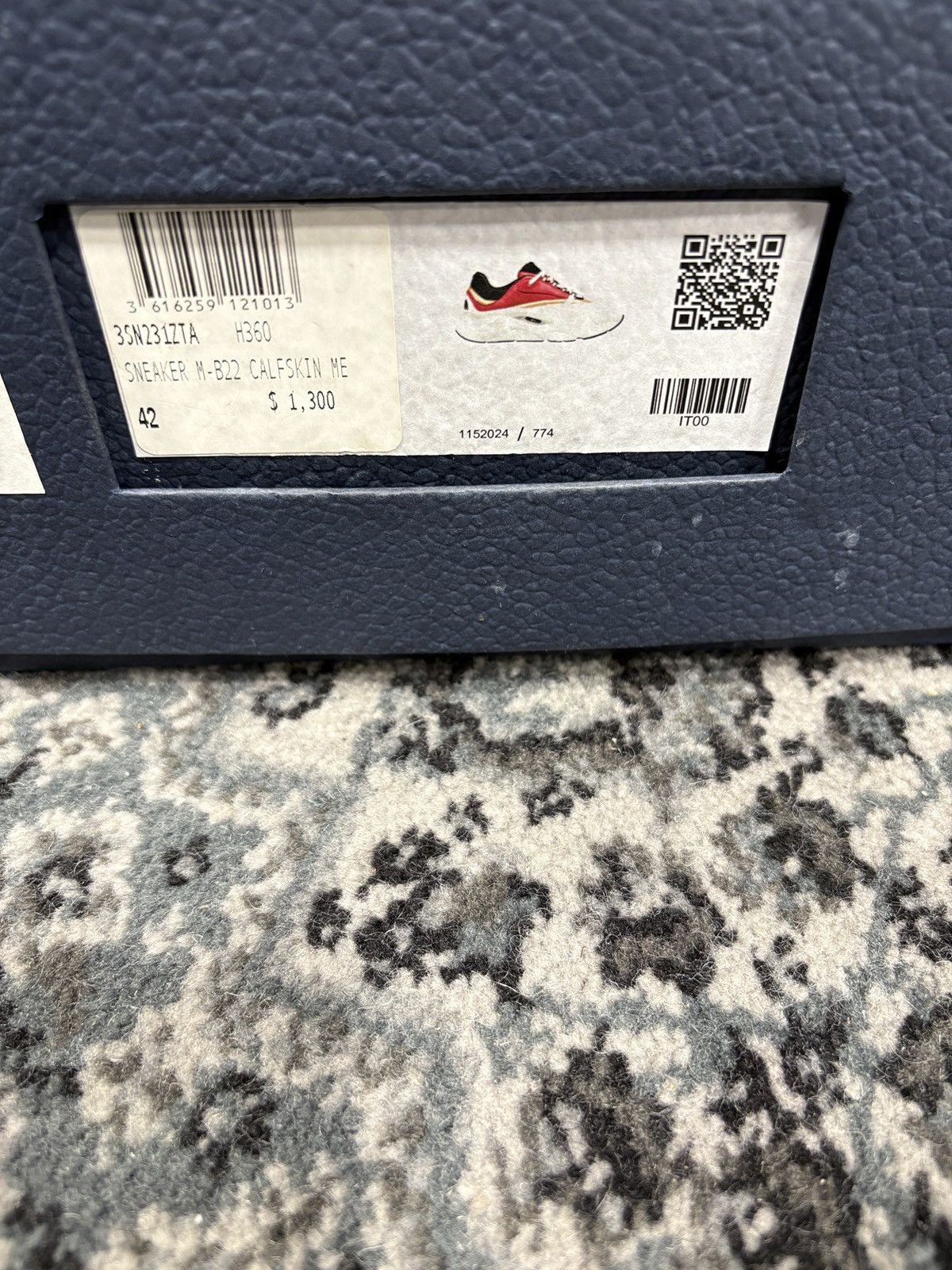Dior Dior B22 size 9US/42EU Size US 9 / EU 42 - 9 Thumbnail