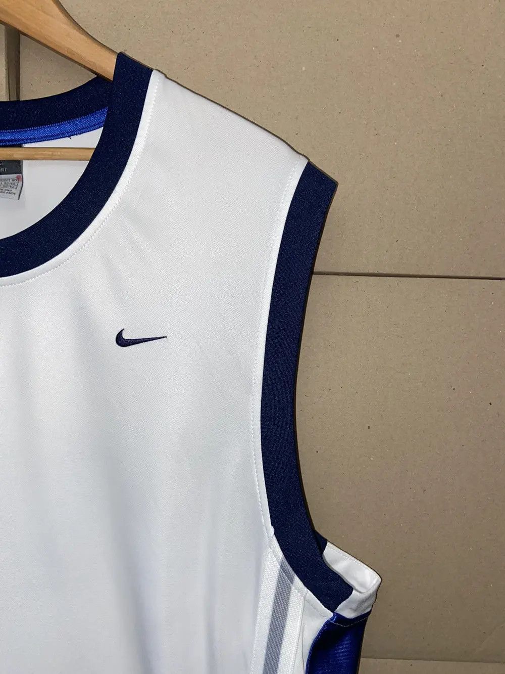 NBA VINTAGE NIKE NOWITZKY 41 BASKETBALL NBA JERSEY SHIRT USA Y2K Size US L / EU 52-54 / 3 - 5 Thumbnail