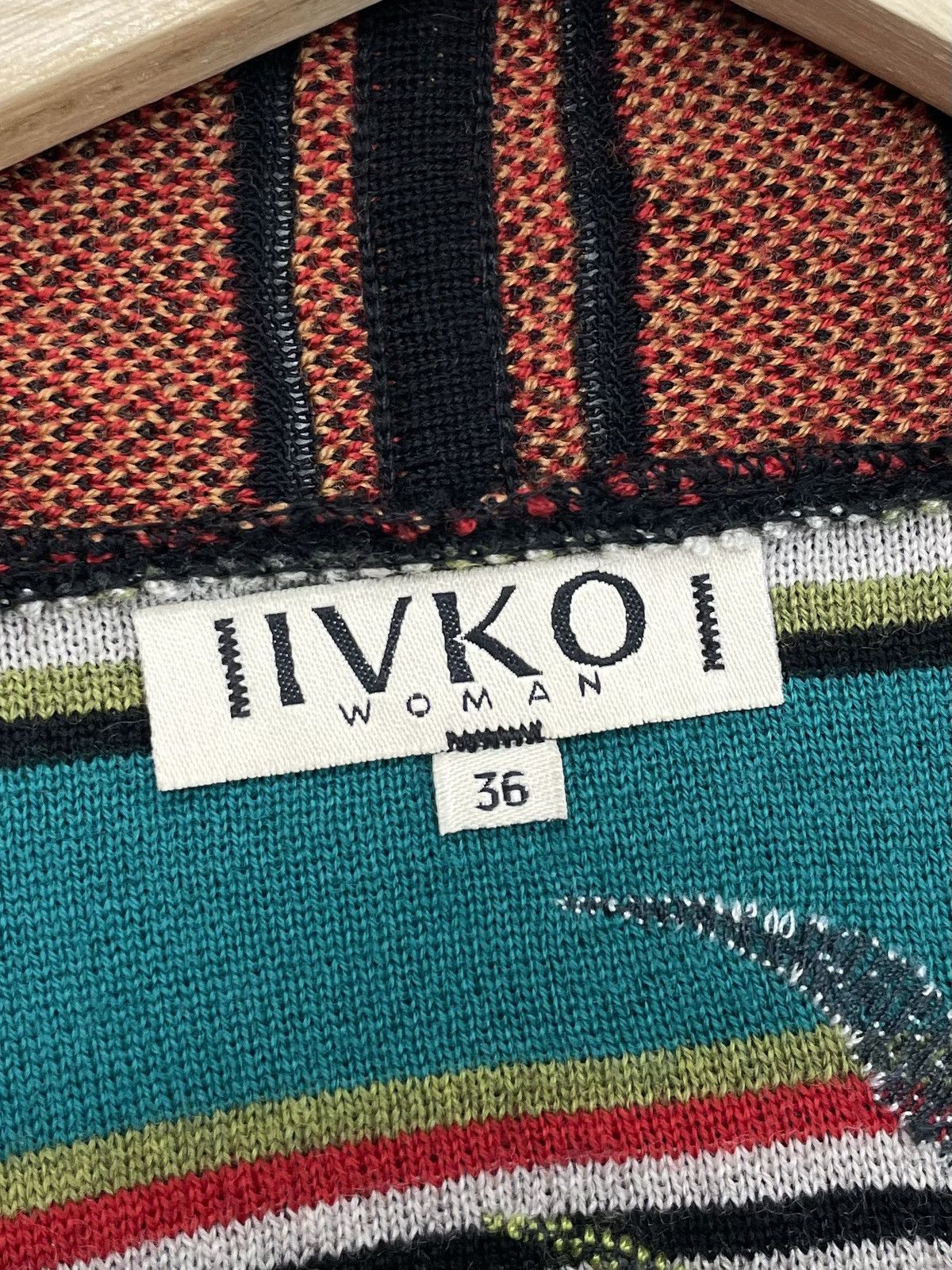 Other IVKO Woman Embroidered Back Cardigan – Size 36 Size S / US 4 / IT 40 - 13 Thumbnail