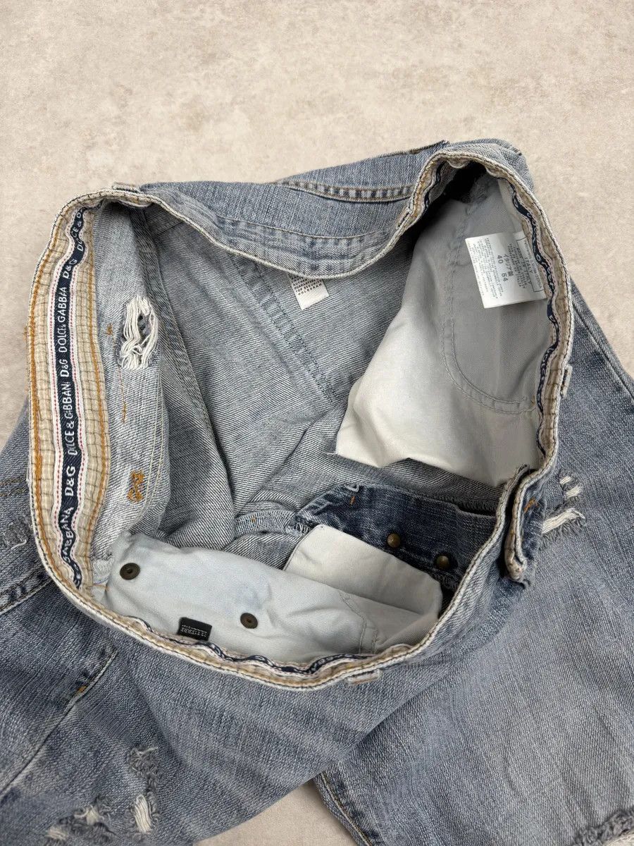 Dolce & Gabbana 2000s Dolce & Gabbana Large Distressed Blue Denim Jeans Size US 34 / EU 50 - 10 Thumbnail
