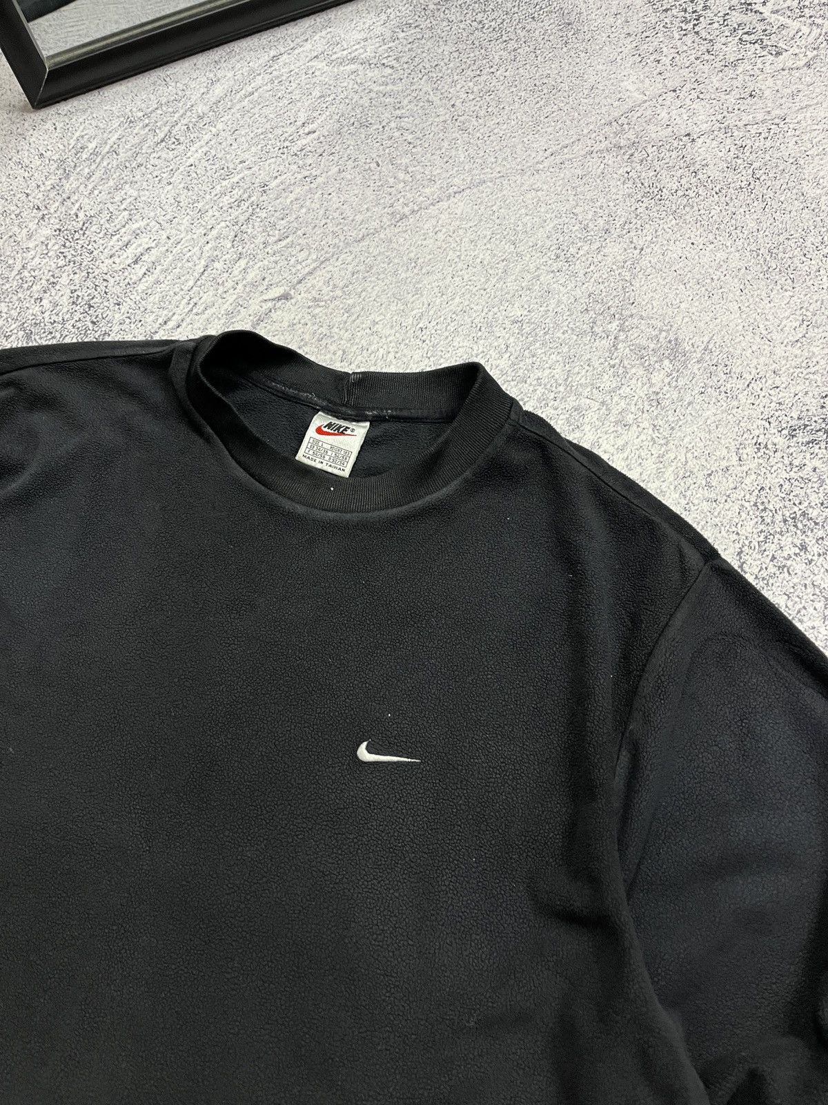 Nike Fleece Rare Sweatshirt Nike Teddy Vintage Mini Swoosh Y2k Size US L / EU 52-54 / 3 - 7 Thumbnail