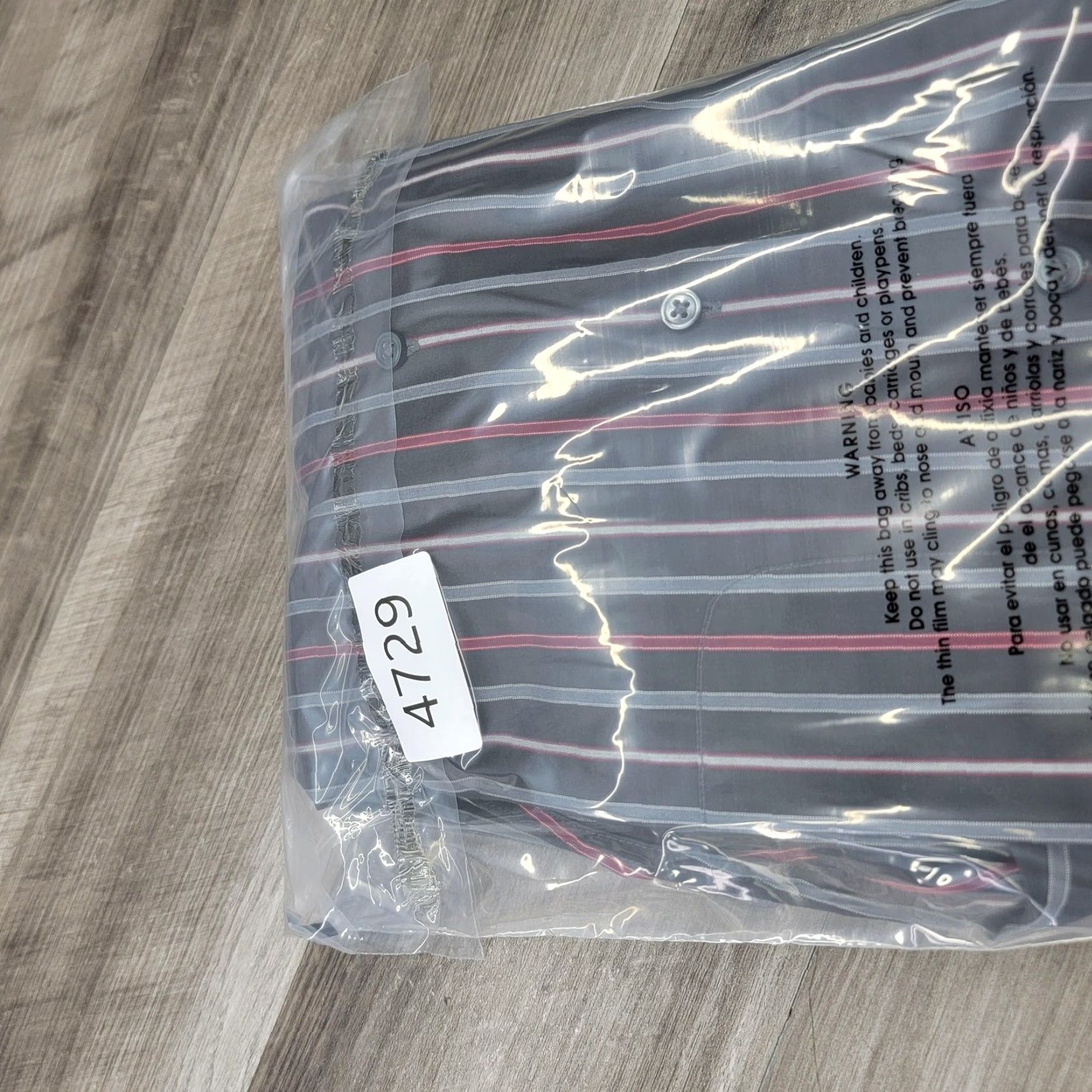 Vintage VINTAGE Concepts by Claiborne Dress Shirt Mens 16.5 34-35 Gray Red Striped Wrinkle Free Size 46R - 8 Thumbnail
