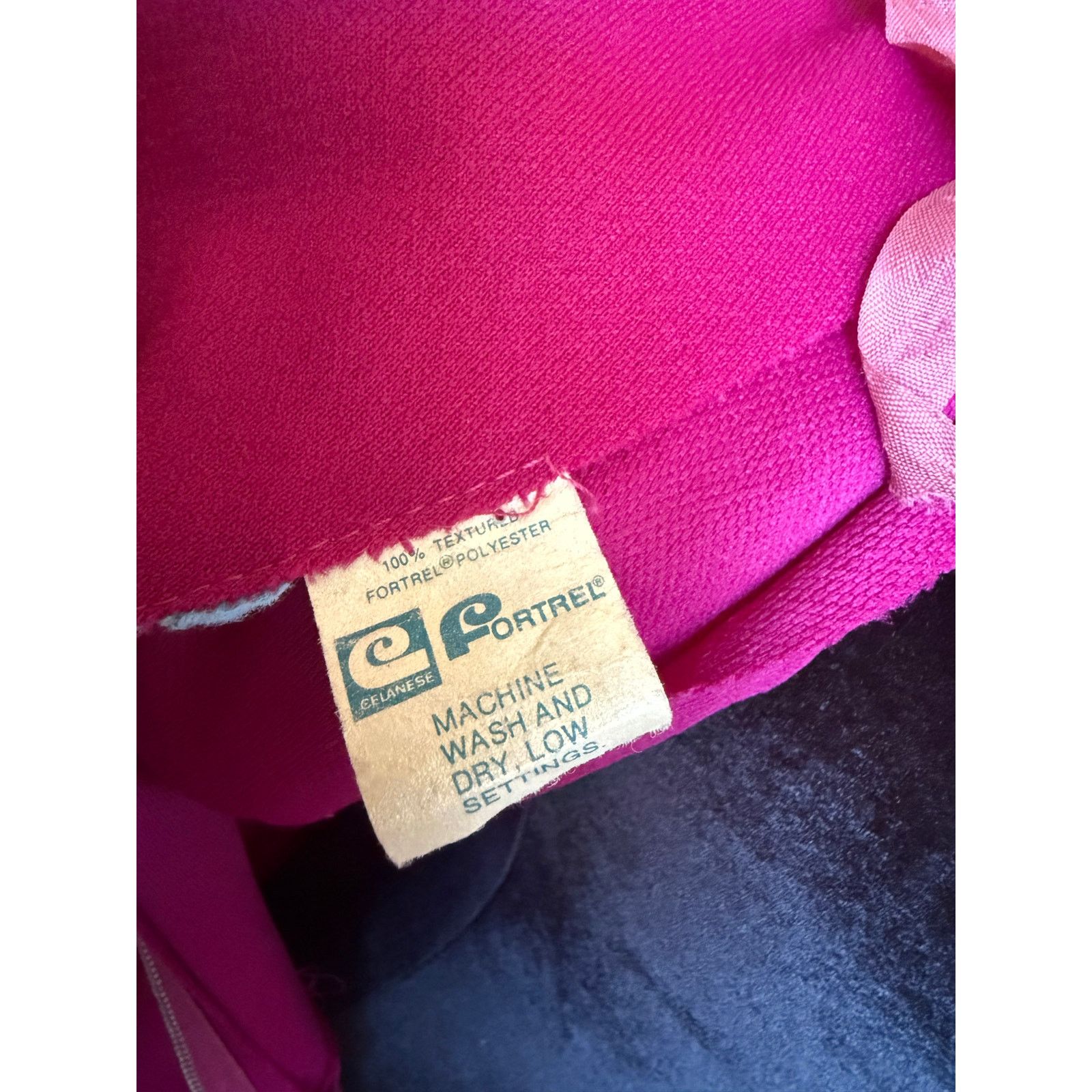 Vintage Vintage 70’s Magenta Pink Maxi Silver Sequin Dress Small Med Size M / US 6-8 / IT 42-44 - 10 Thumbnail