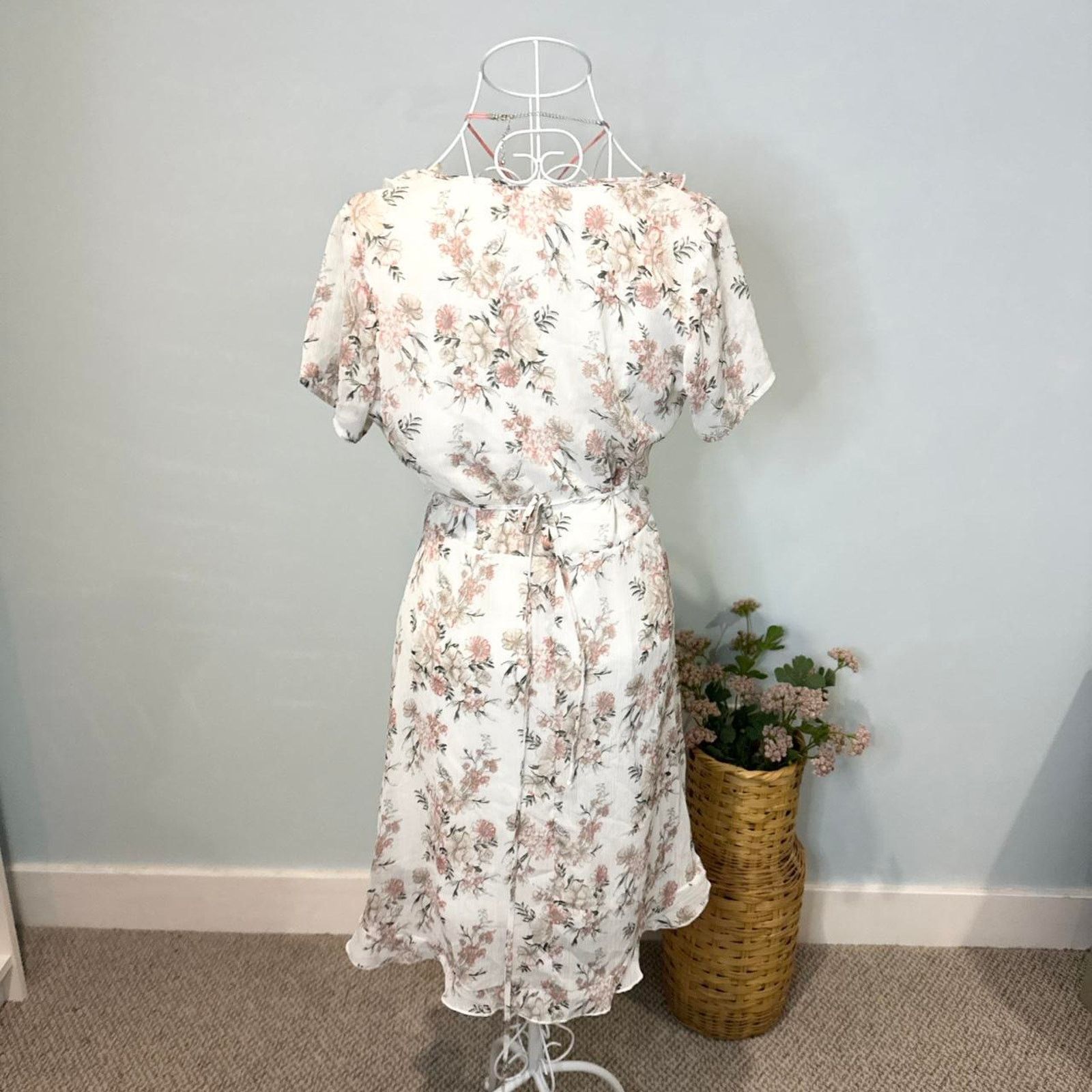 Other fairy vintage y2k white & pink floral midi ruffle sundress Size XS / US 0-2 / IT 36-38 - 4 Thumbnail