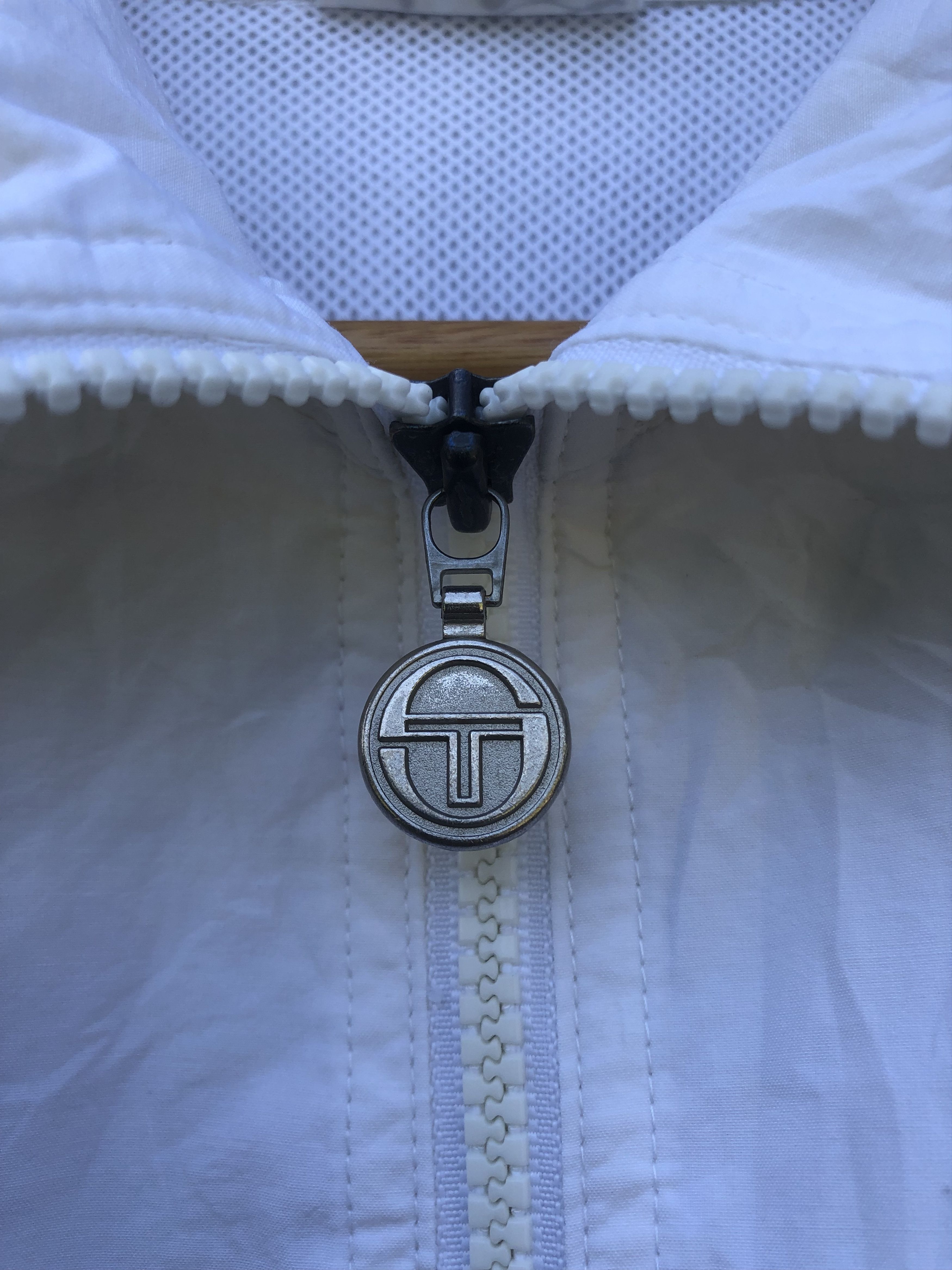 Sergio Tacchini Vtg Sergio Tacchini Embroidered Zipper Windbreaker Jacket Size US L / EU 52-54 / 3 - 7 Thumbnail