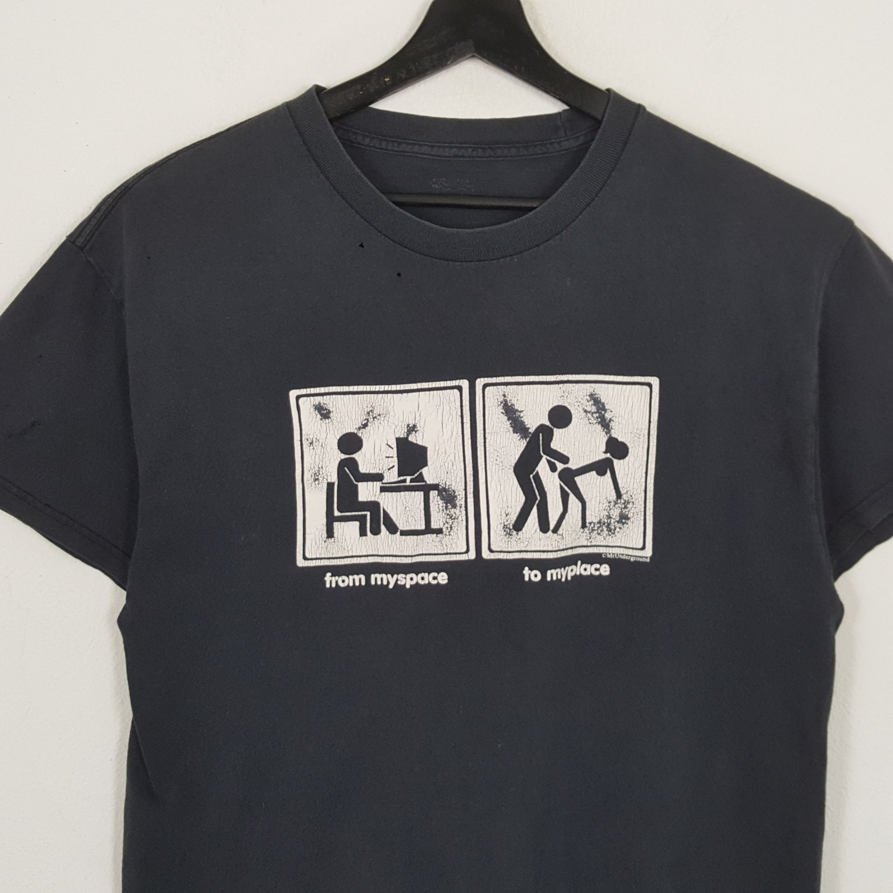 Vintage Parody Tshirt Center Design Streetwear Style Size US L / EU 52-54 / 3 - 2 Thumbnail