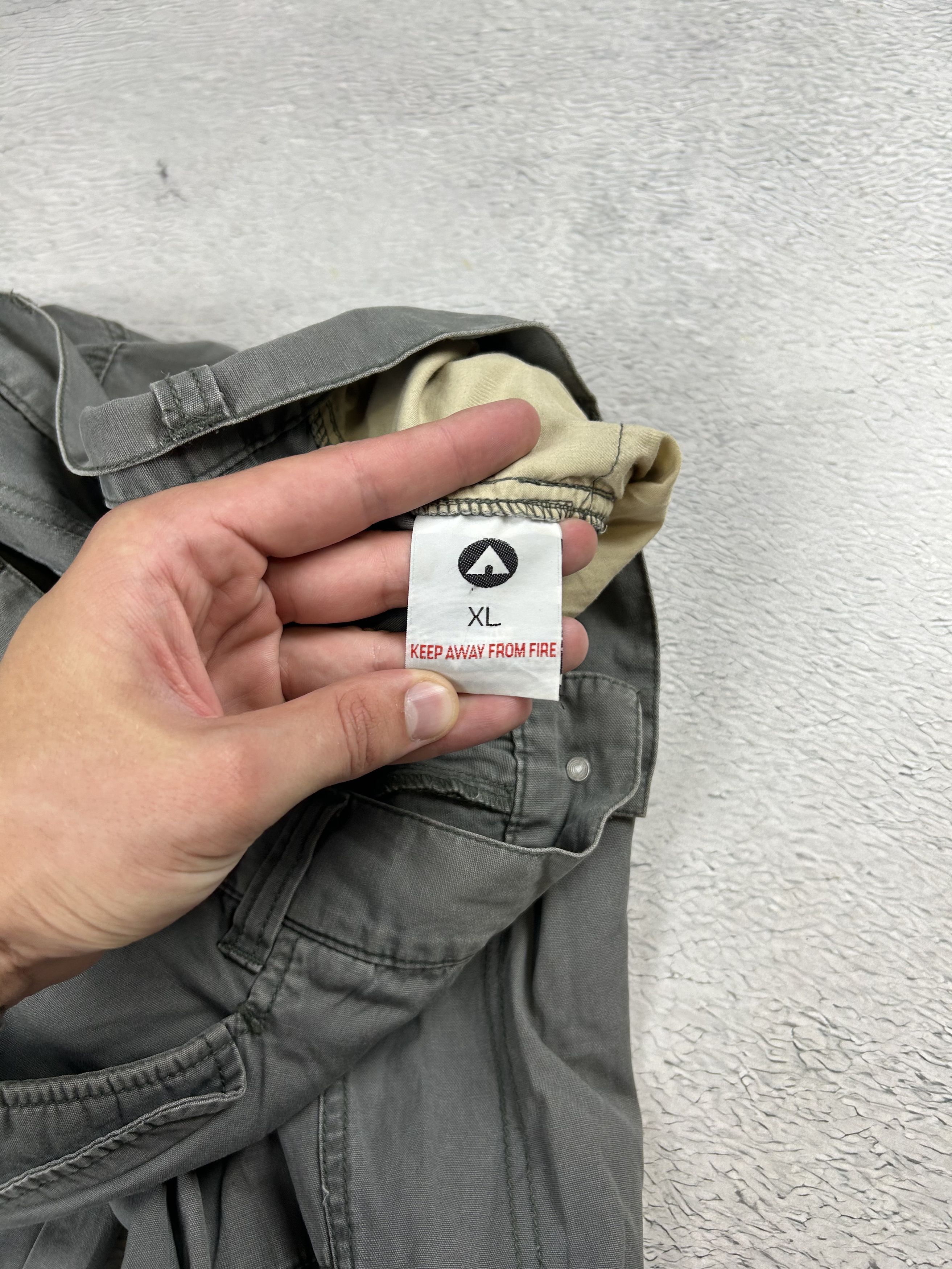 Airwalk × JNCO Vintage Airwalk Cargo Pants Baggy Streetwear Drill Pockets Size US 36 / EU 52 - 7 Thumbnail