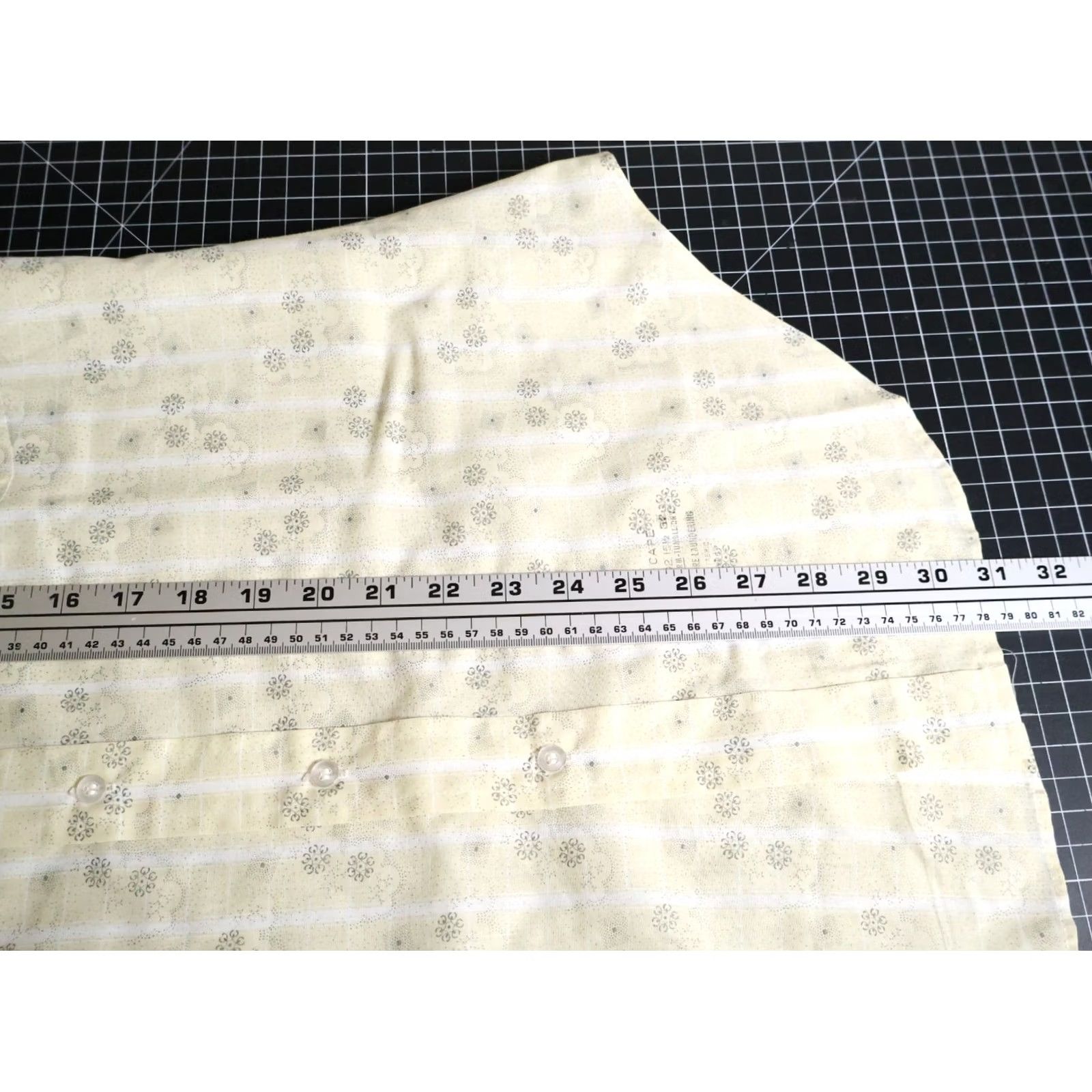 Sears Vintage Sears shirt Geometric Pattern Button-Up Collared Long Sleeve Medium Mens Pale Yellow Black 70s Style Shirt Size US M / EU 48-50 / 2 - 6 Thumbnail