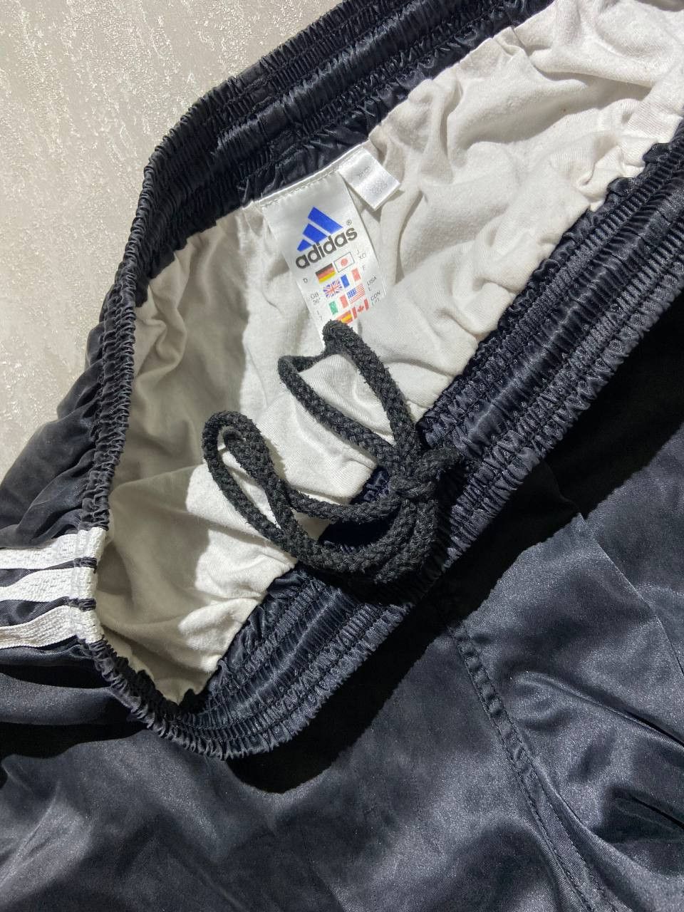Adidas × Vintage Vintage Adidas Graphite Black Nylon Shorts Size US 38 / EU 54 - 10 Thumbnail