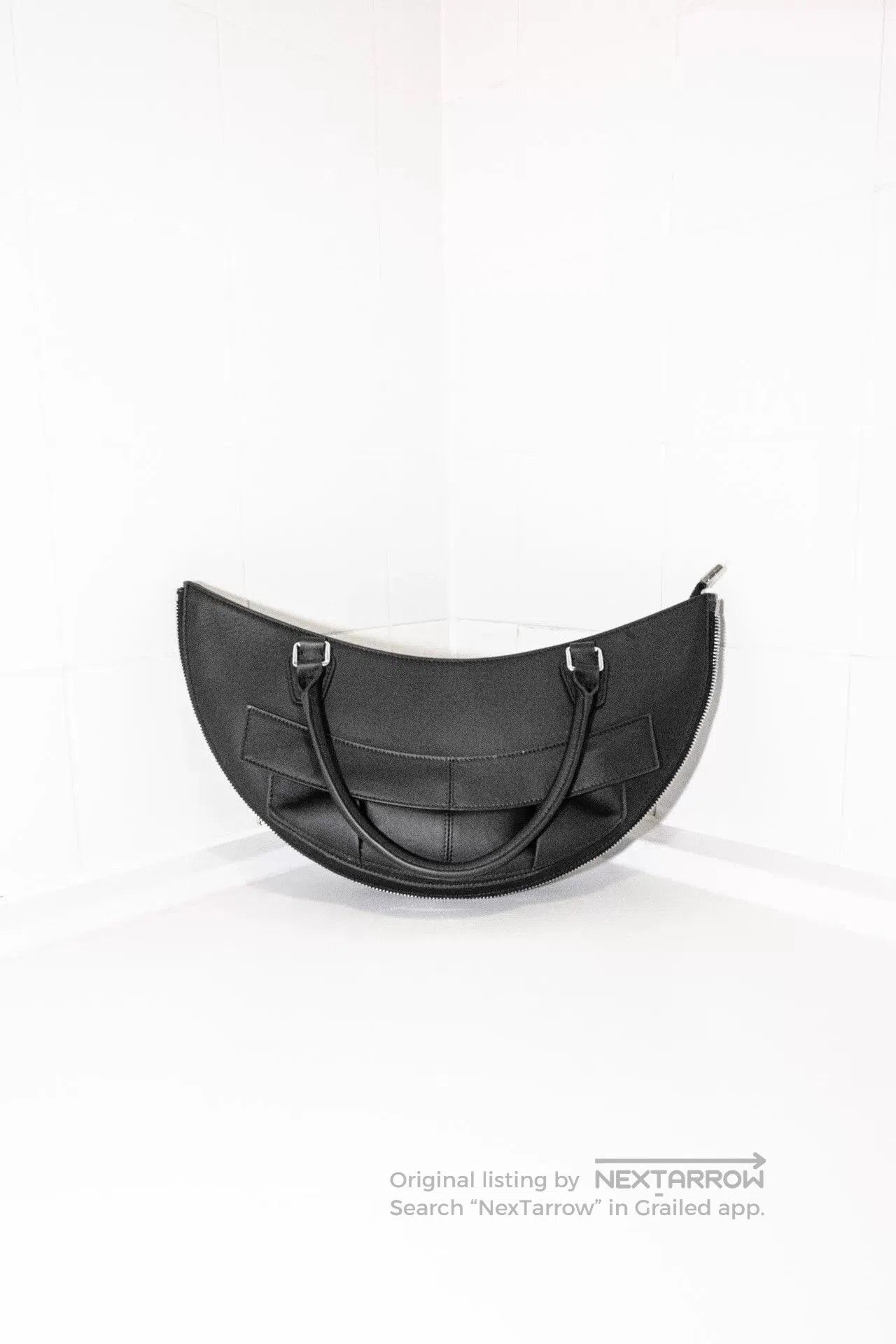 Other Chöke Detachable Tire Hand Shoulder Bag. Size ONE SIZE - 2 Thumbnail