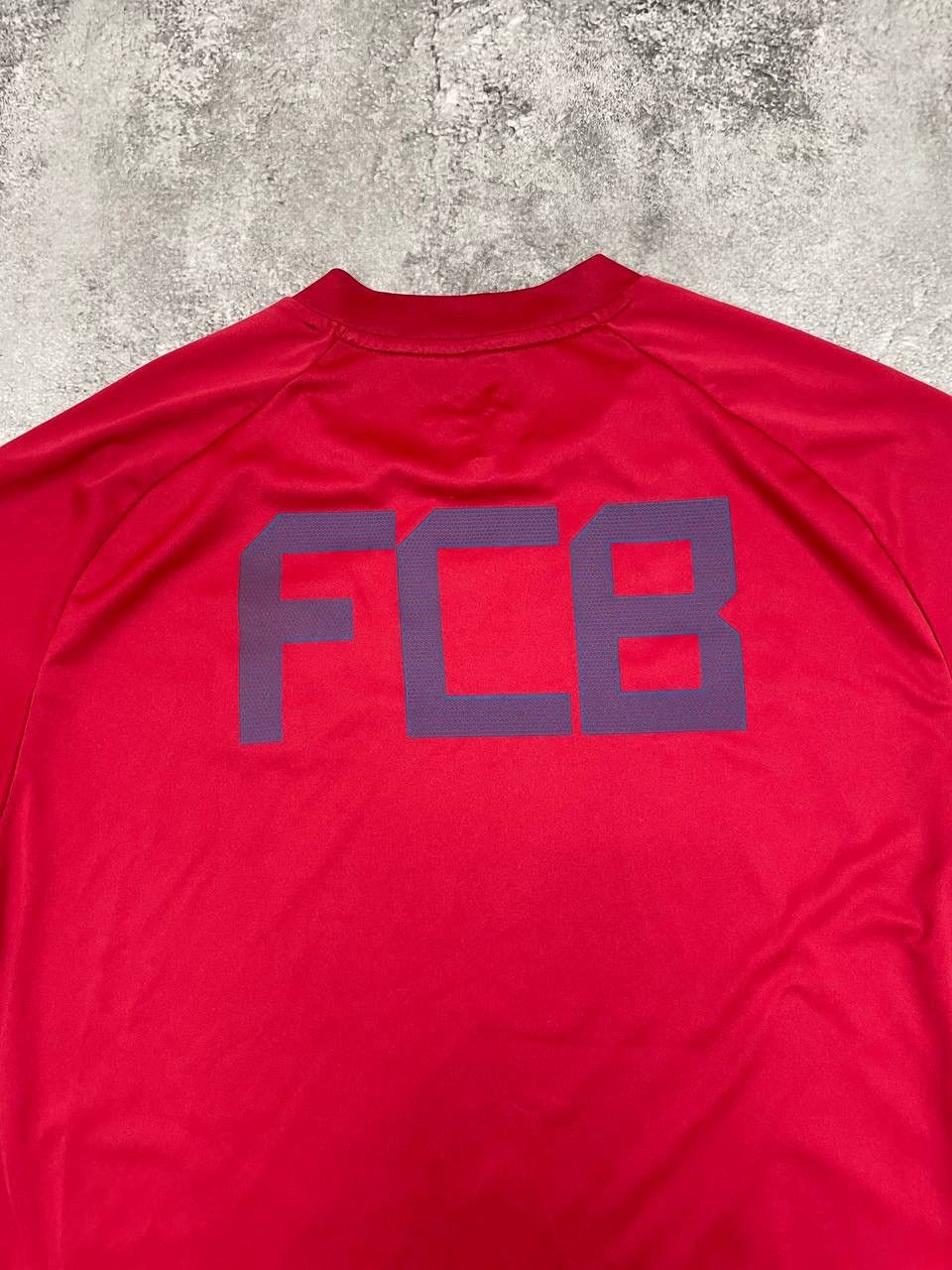Nike Nike FC Barcelona Training Football 2011/22 Red Jersey Men Size US M / EU 48-50 / 2 - 11 Thumbnail