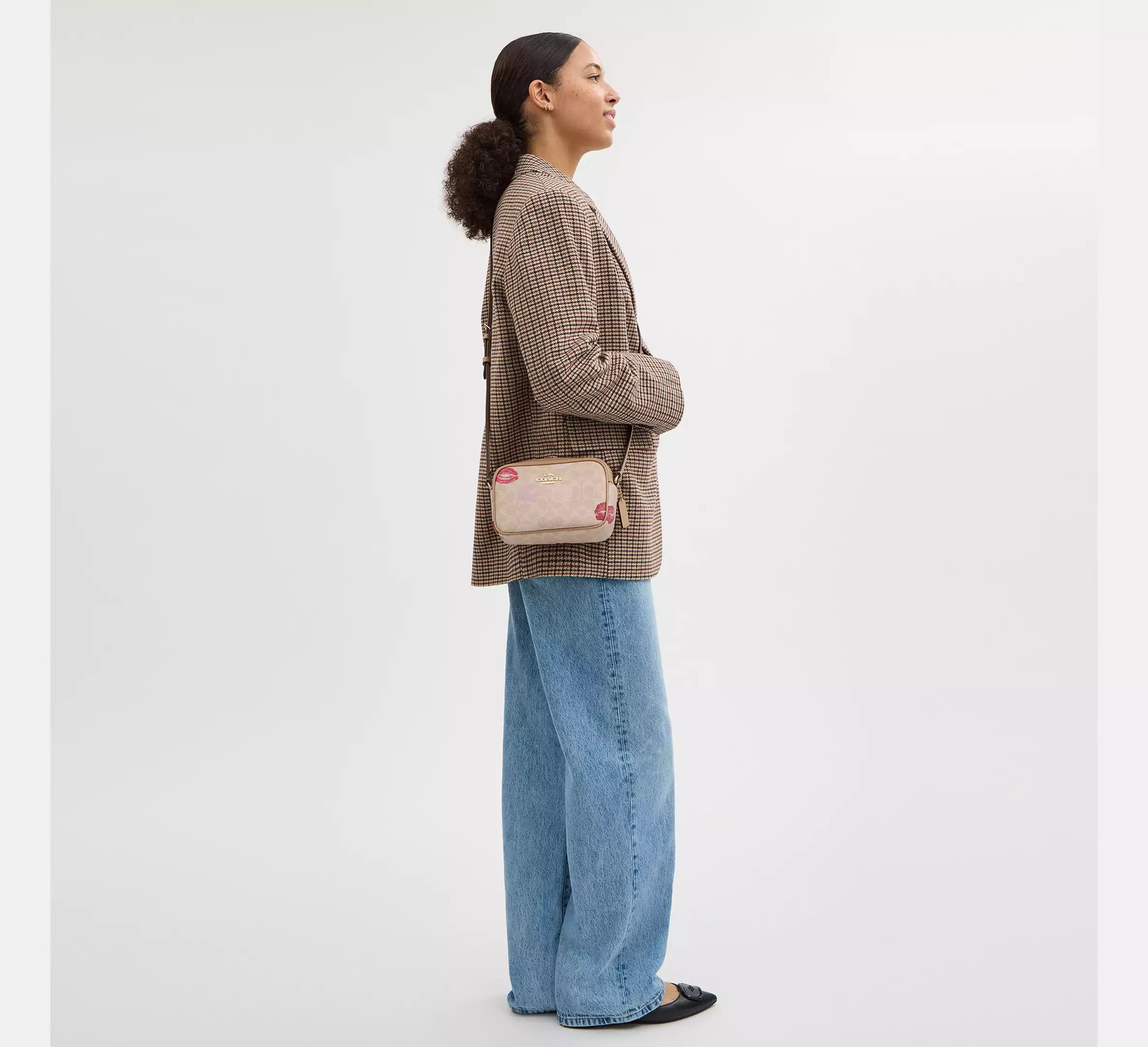 Coach Mini Jamie Camera Bag In Signature Canvas With Lips CZ942 Size ONE SIZE - 10 Thumbnail