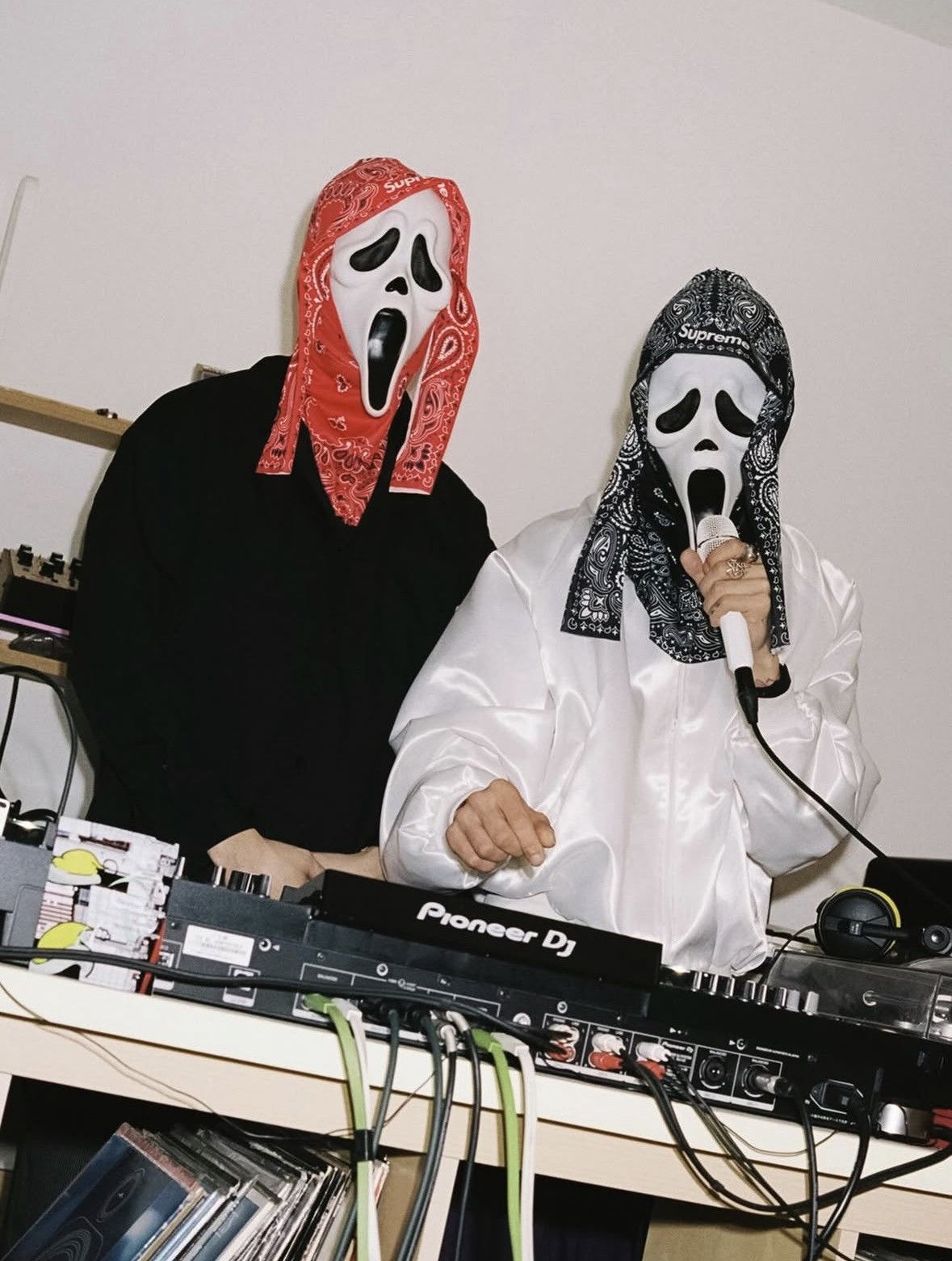 Supreme Supreme Ghostface Scream Mask BLACK SS26 BRAND NEW Size ONE SIZE - 14 Thumbnail
