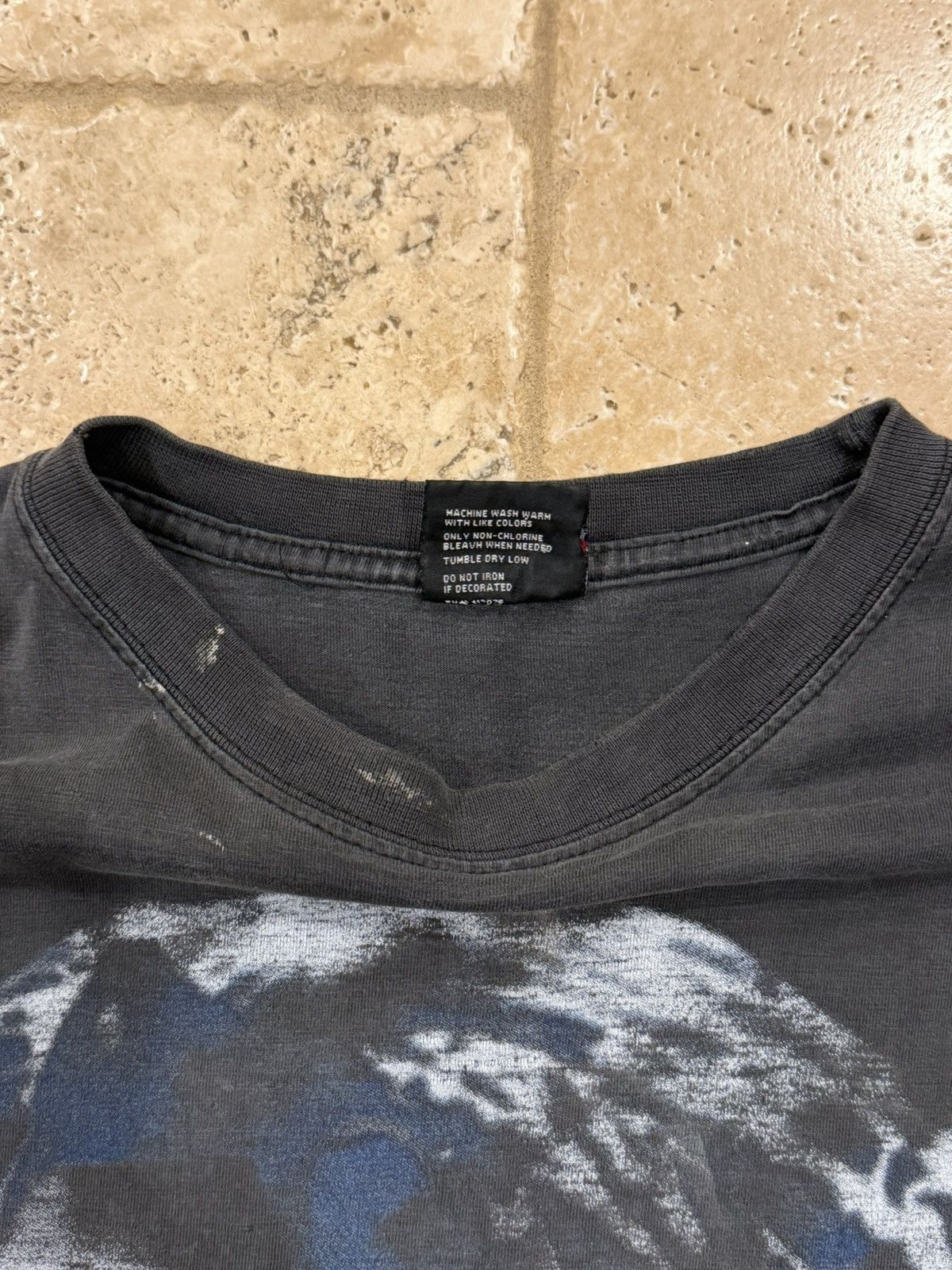 Vintage Vintage 90’s 2pac Big Face “Thug Life” Faded Rap T-Shirt Size US XXL / EU 58 / 5 - 11 Thumbnail