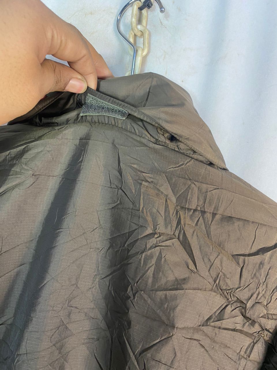 Columbia Colombia windbreaker jacket hidden hoodie Size US L / EU 52-54 / 3 - 7 Thumbnail