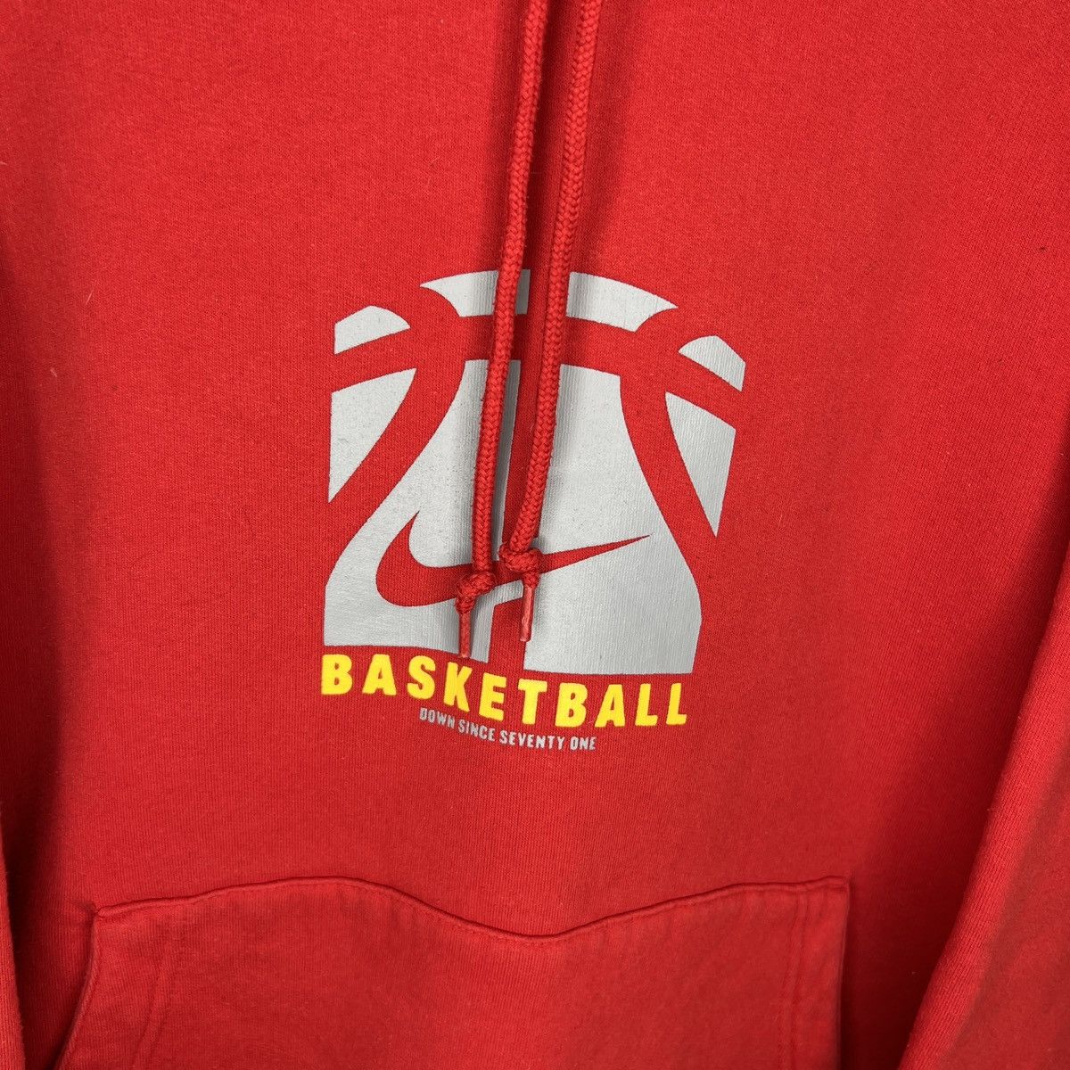 Nike Nike Vintage Hoodie Sweatshirt Basketball Center Swoosh Size US M / EU 48-50 / 2 - 5 Thumbnail