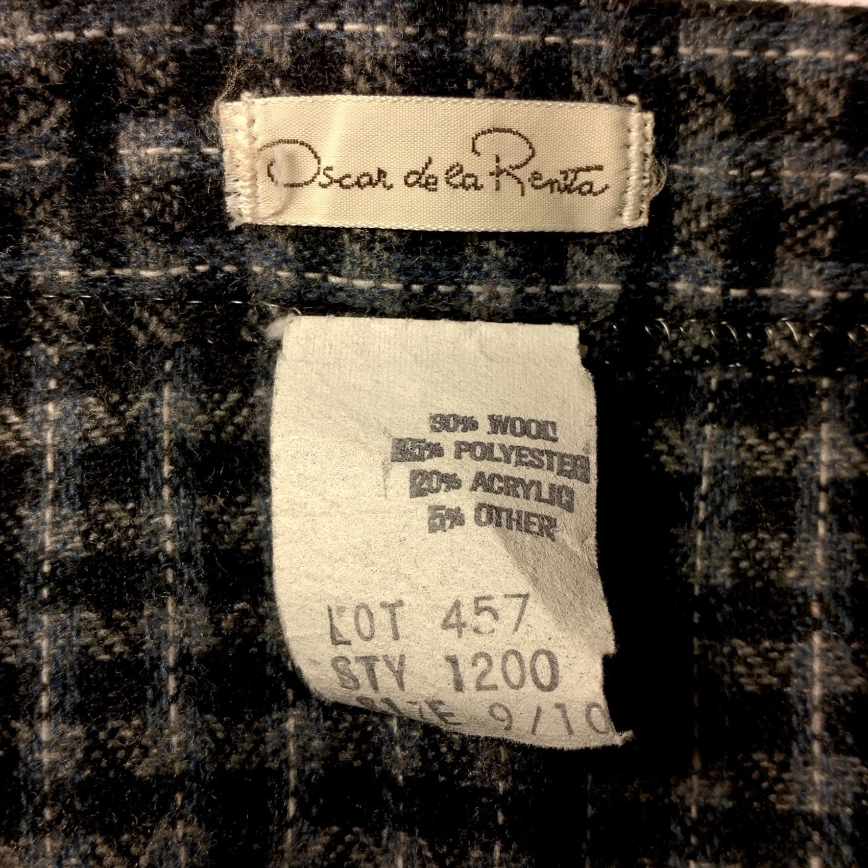 Oscar De La Renta VINTAGE Oscar de la Renta Skirt 9/10 Wool Blend Plaid A-Line Midi Button Front Womens Size 30" / US 8 / IT 44 - 3 Thumbnail