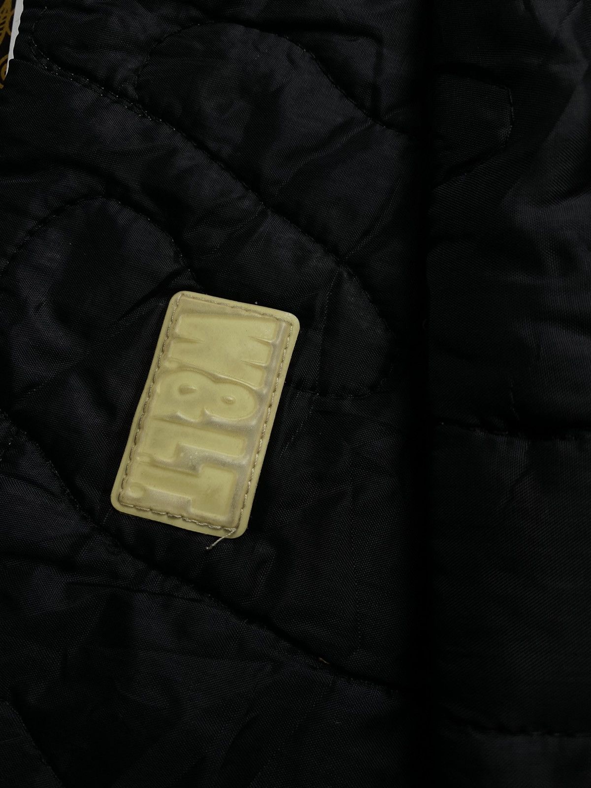Walter Van Beirendonck 1990s W&LT - Super Oversized Quilted Alien Patterned Jacket Size US XXL / EU 58 / 5 - 14 Thumbnail