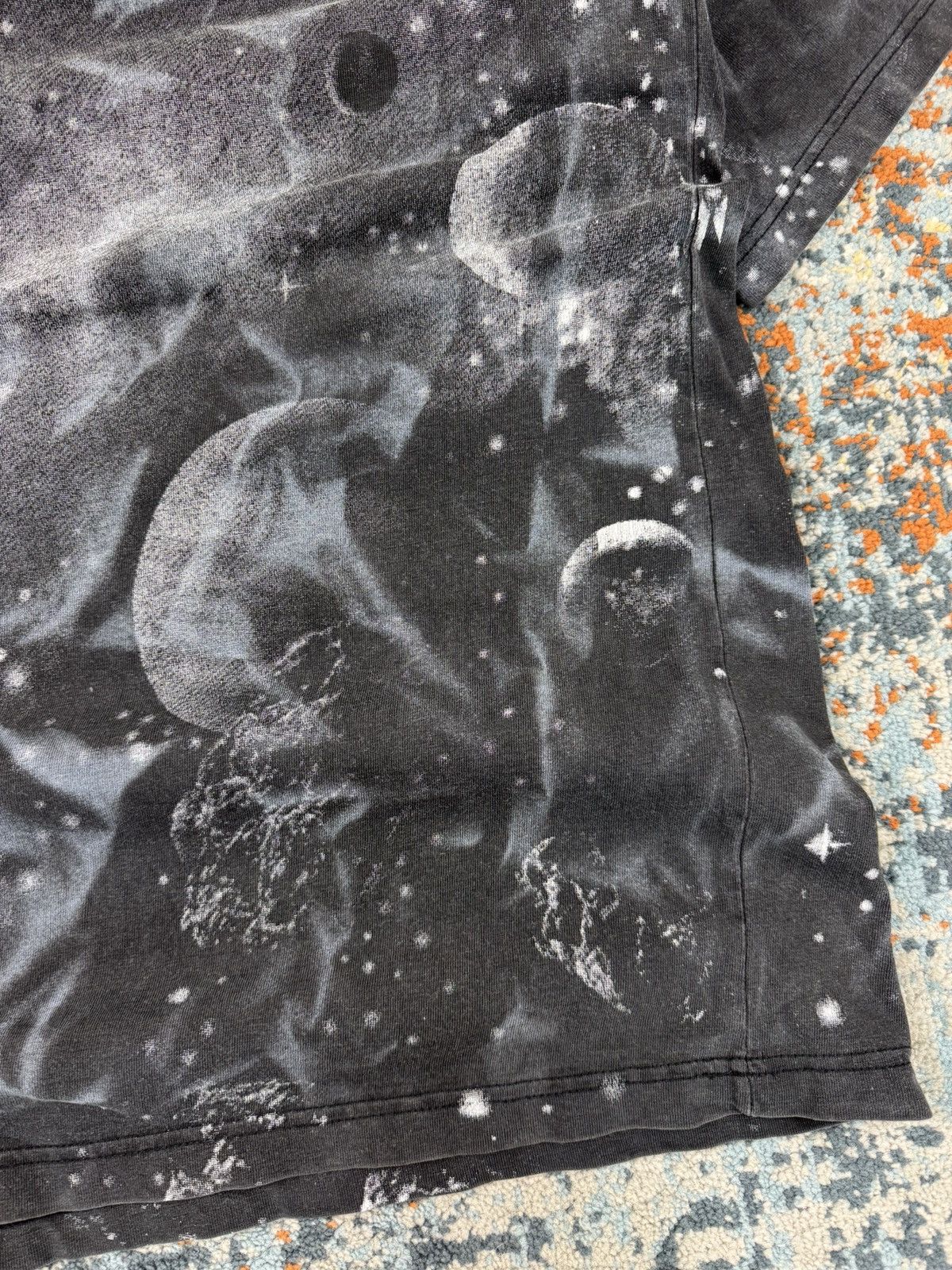 Liquid Blue × Vintage Vintage 90s space galaxy stars all over print graphic tee Size US XL / EU 56 / 4 - 7 Thumbnail