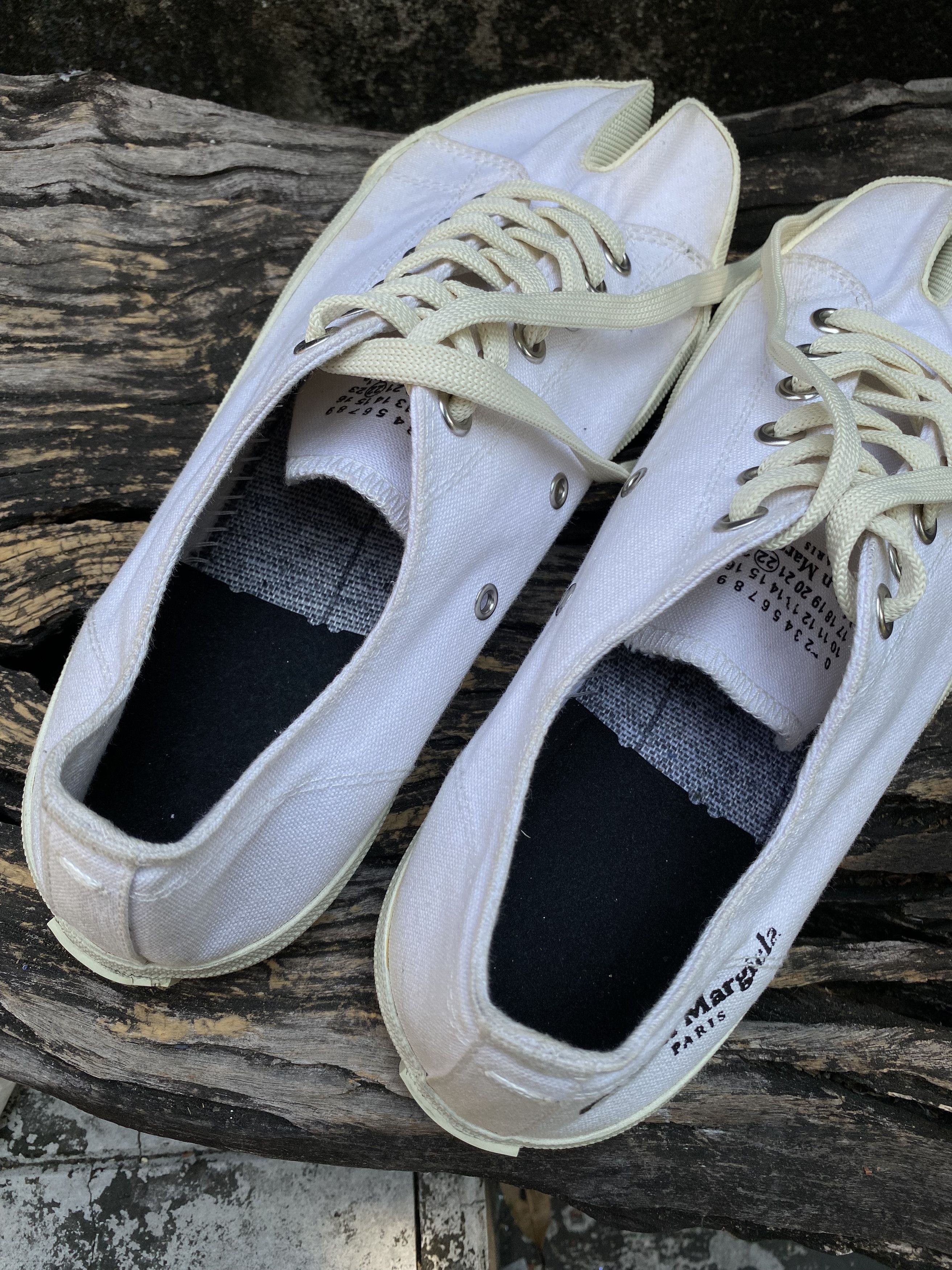 Maison Margiela Maison Margiela Tabi Canvas White EU41.5 Size US 8.5 / EU 41-42 - 11 Thumbnail