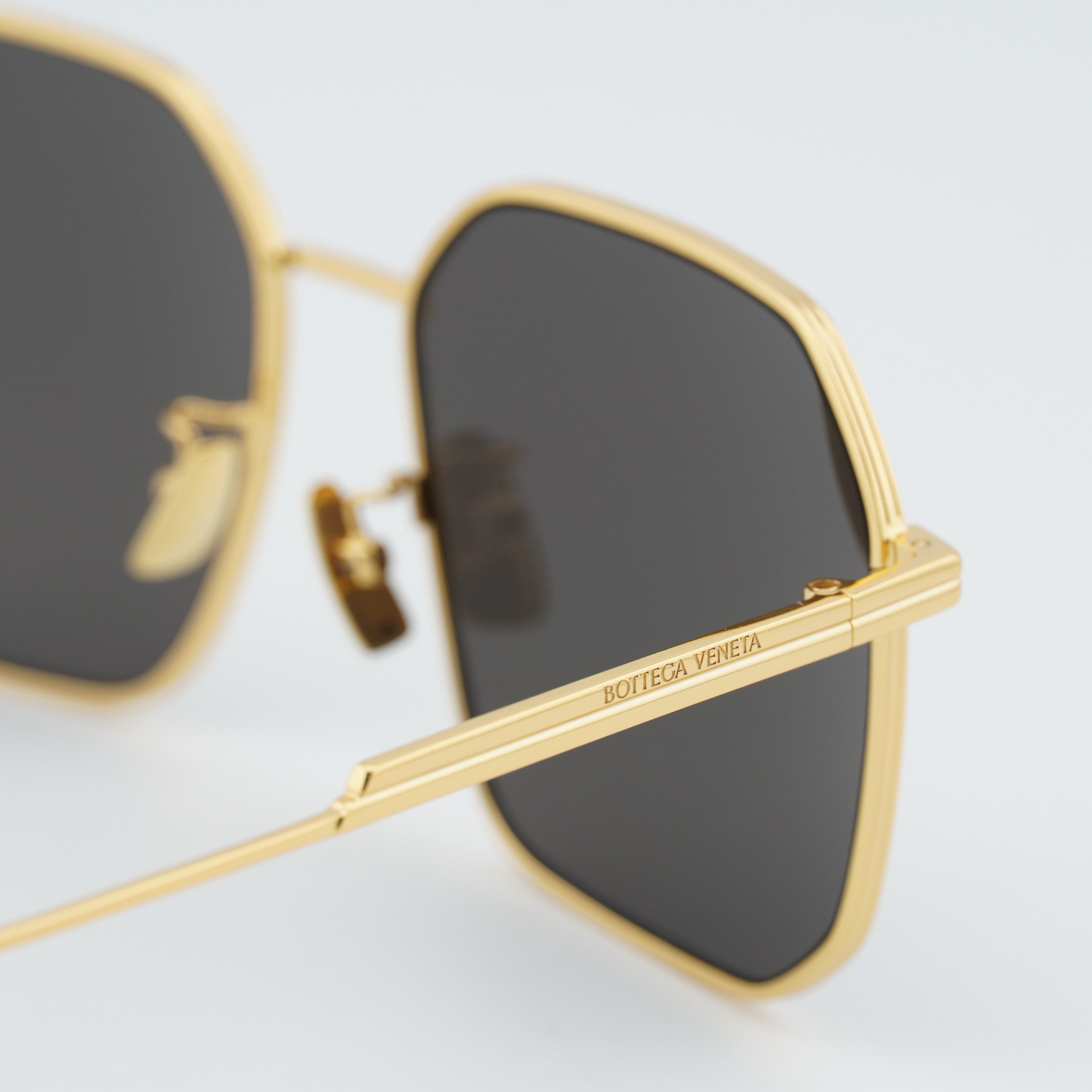 Bottega Veneta Bottega Veneta BV1108SA 001 Sunglasses Gold Square Frame Size ONE SIZE - 3 Thumbnail