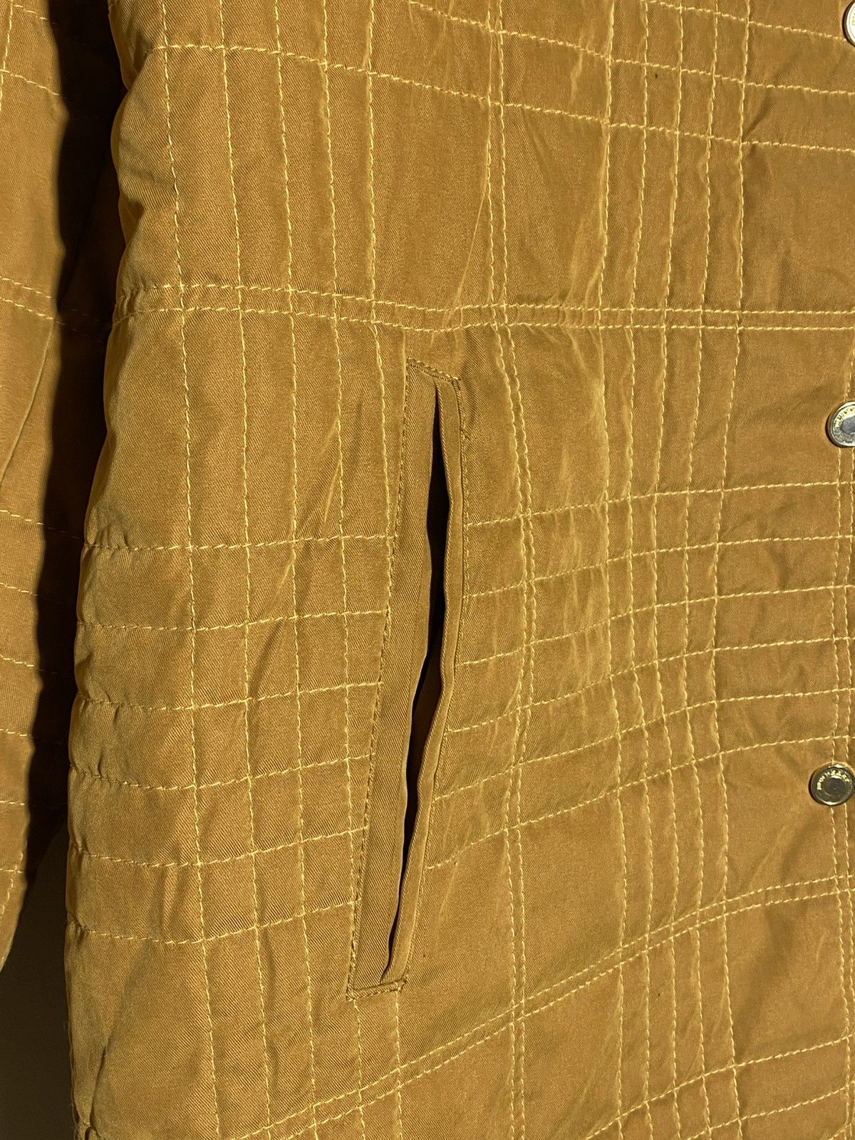 Burberry Burberry’s vintage nova check quilted jacket Size US M / EU 48-50 / 2 - 5 Thumbnail
