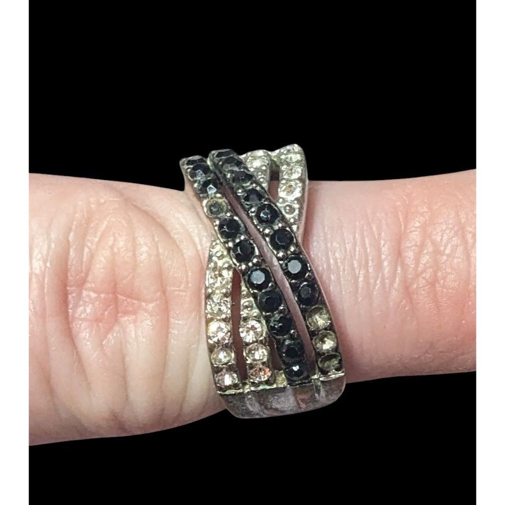 Other Black And Silver Quadruple Line Crisscross Rhinestone Ring S Size ONE SIZE - 2 Thumbnail