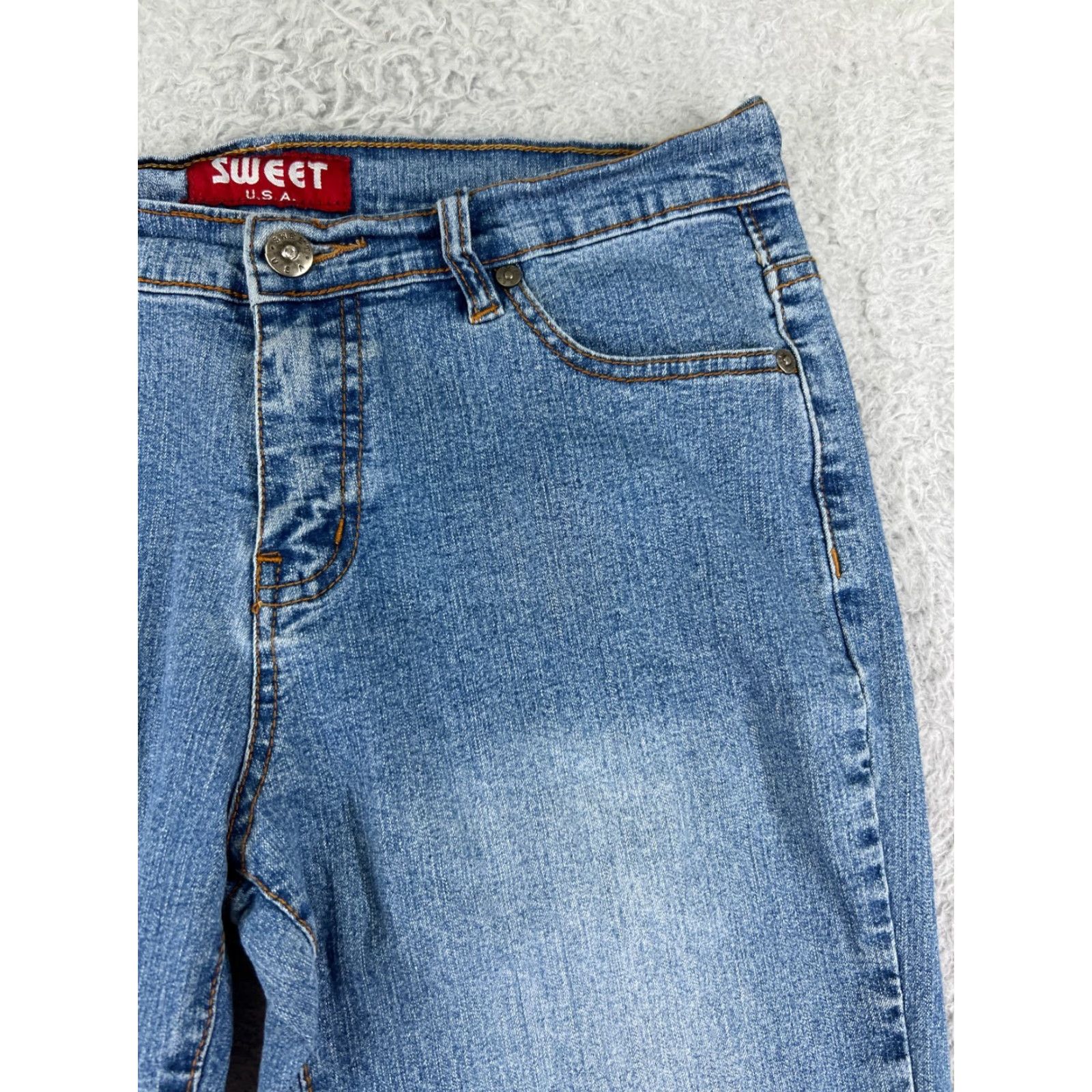 Vintage Sweet Jeans Women 9 Blue Denim Straight Leg Medium Wash Embroidered Cotton Denim Size 30" / US 8 / IT 44 - 7 Thumbnail
