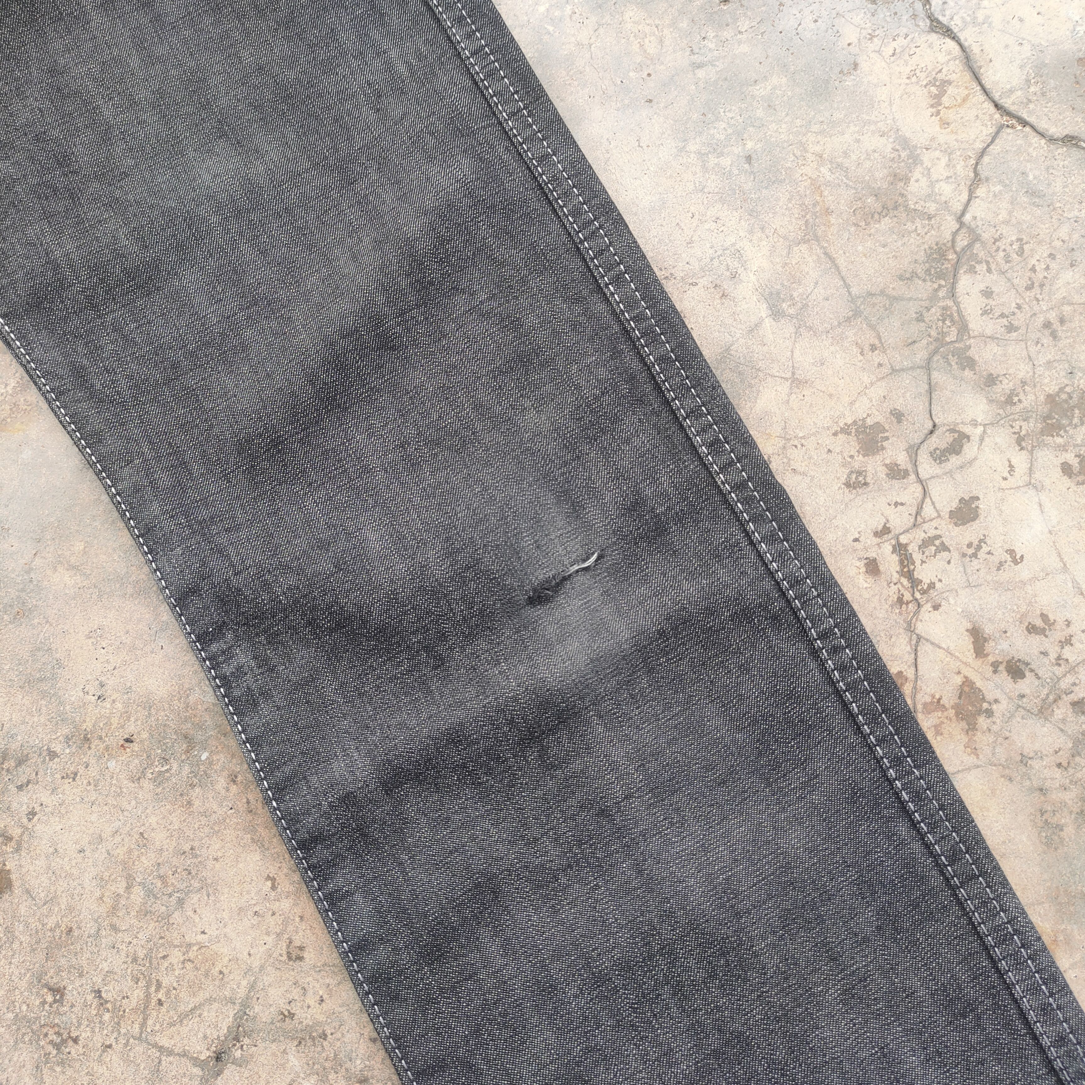Roen W32 VINTAGE ROEN SKINNY FADED BLACK DISTRESSED JEAN PANTS Size US 32 / EU 48 - 5 Thumbnail