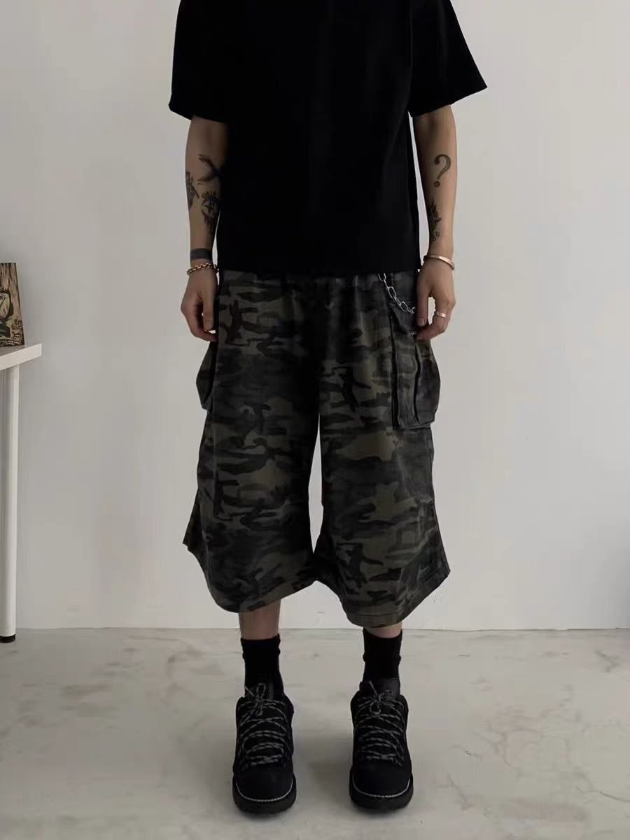 Jean Camouflage Relaxed Wide-Leg Workwear Shorts Size US 30 / EU 46 - 1 Thumbnail