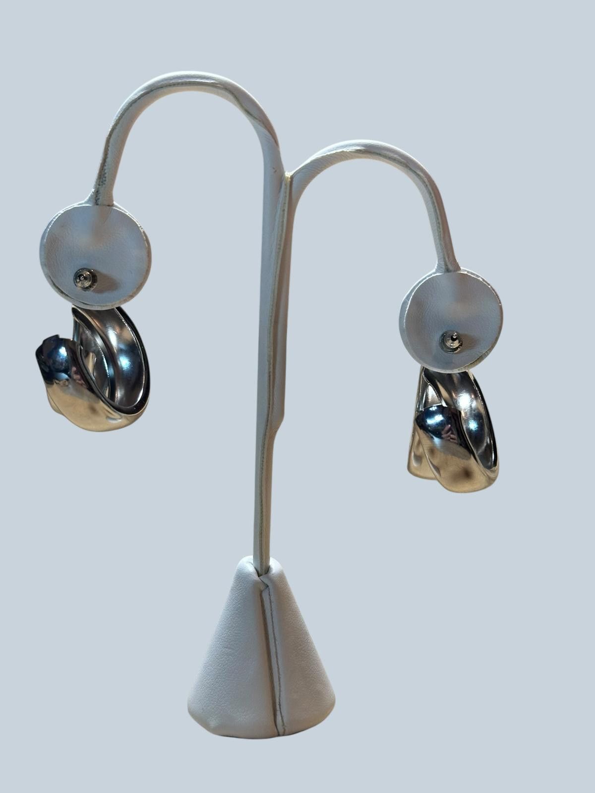The Unbranded Brand Elegant Silver-Tone Chunky Hoop Earrings Size ONE SIZE - 3 Thumbnail