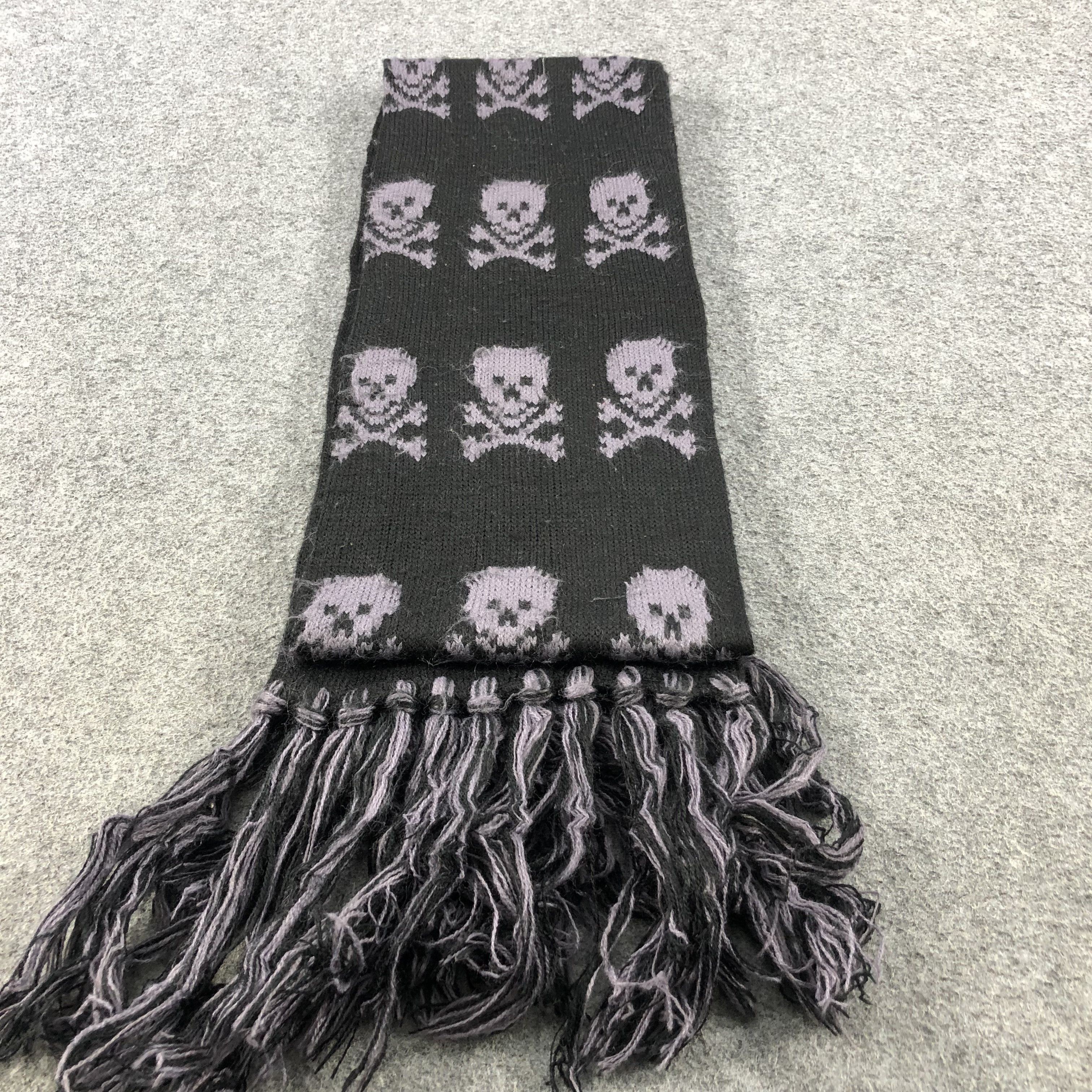 Seditionaries Jolly Roger Skulls and Bones Scarf Muffler Wool V593 Size ONE SIZE - 3 Thumbnail
