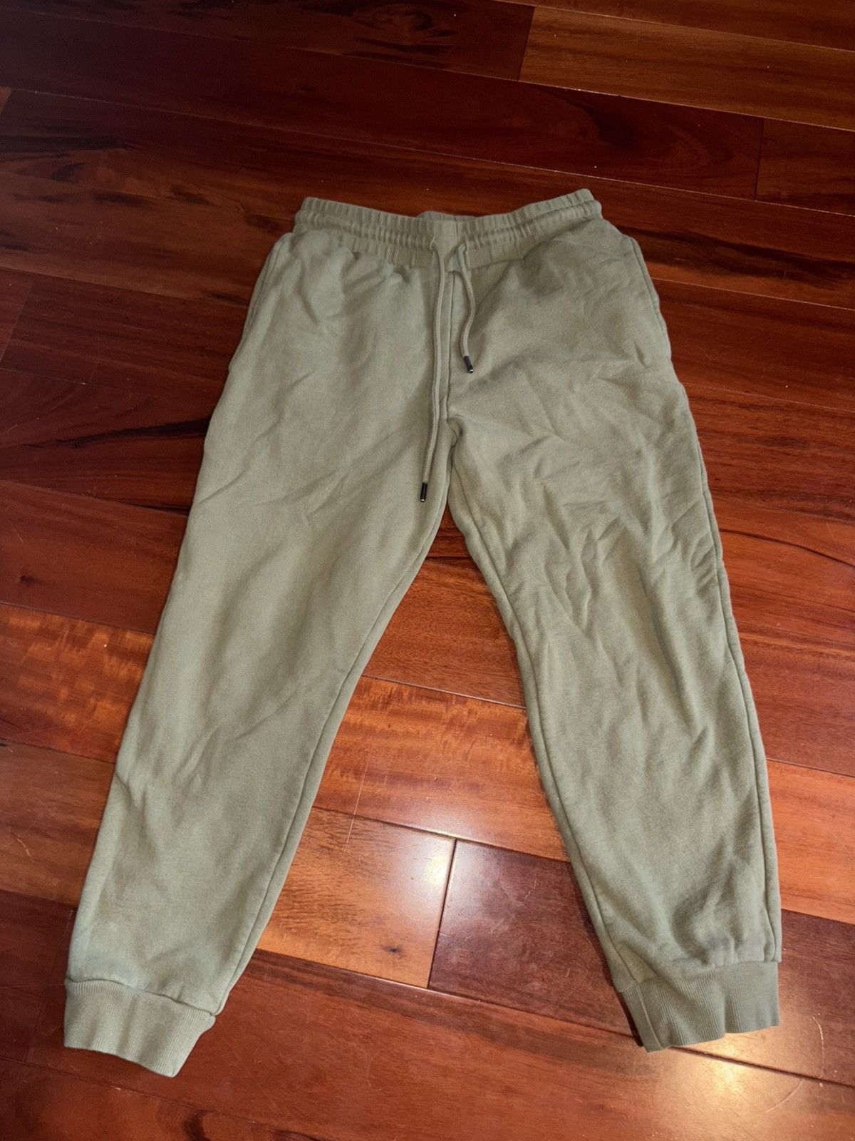 Fashion Nova Tyson jogger- Olive Size US 35 - 1 Thumbnail