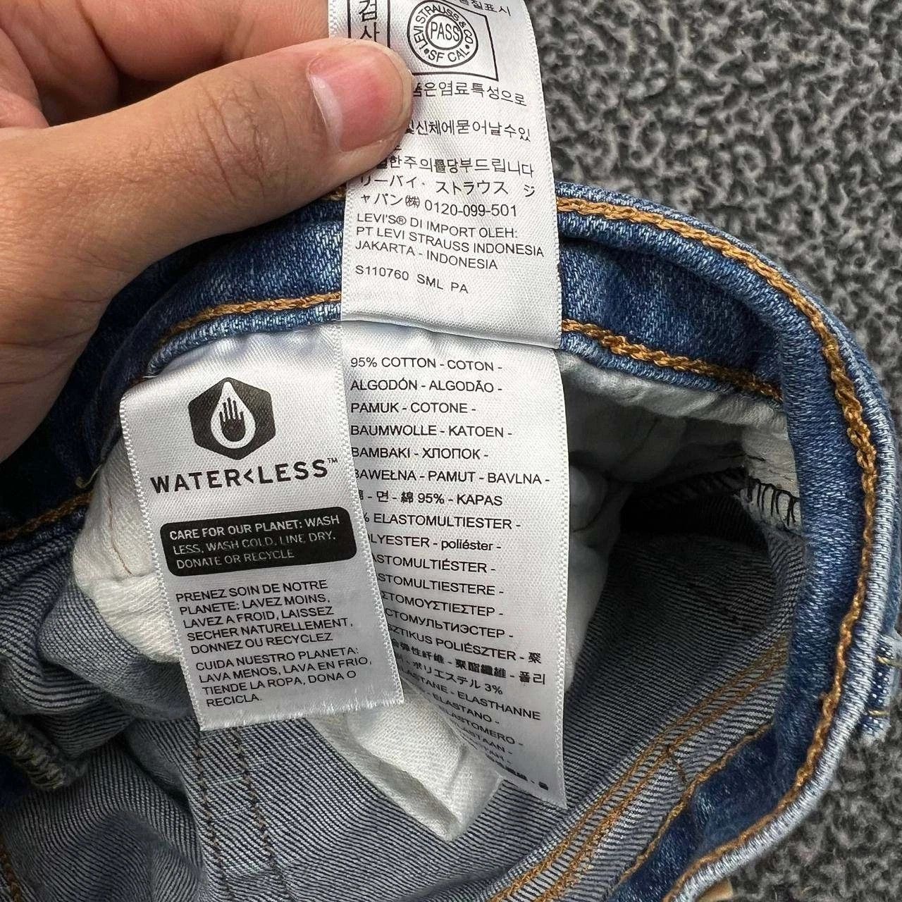 Levi's Levis 501 Jeans Men 34x30 Straight Fit Denim Pants Pocket Size US 34 / EU 50 - 5 Thumbnail