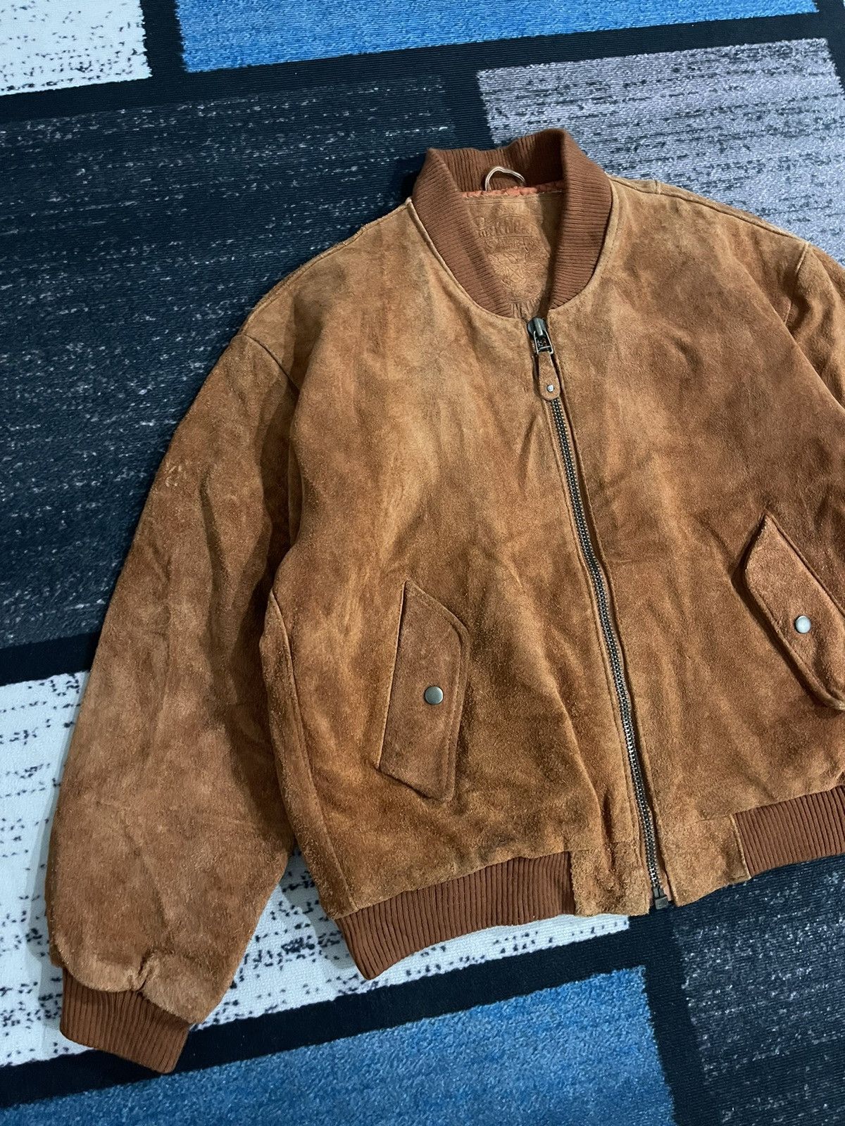 Vintage Vintage Unknown Destination Cow Leather Bomber Jacket Size US XL / EU 56 / 4 - 4 Thumbnail
