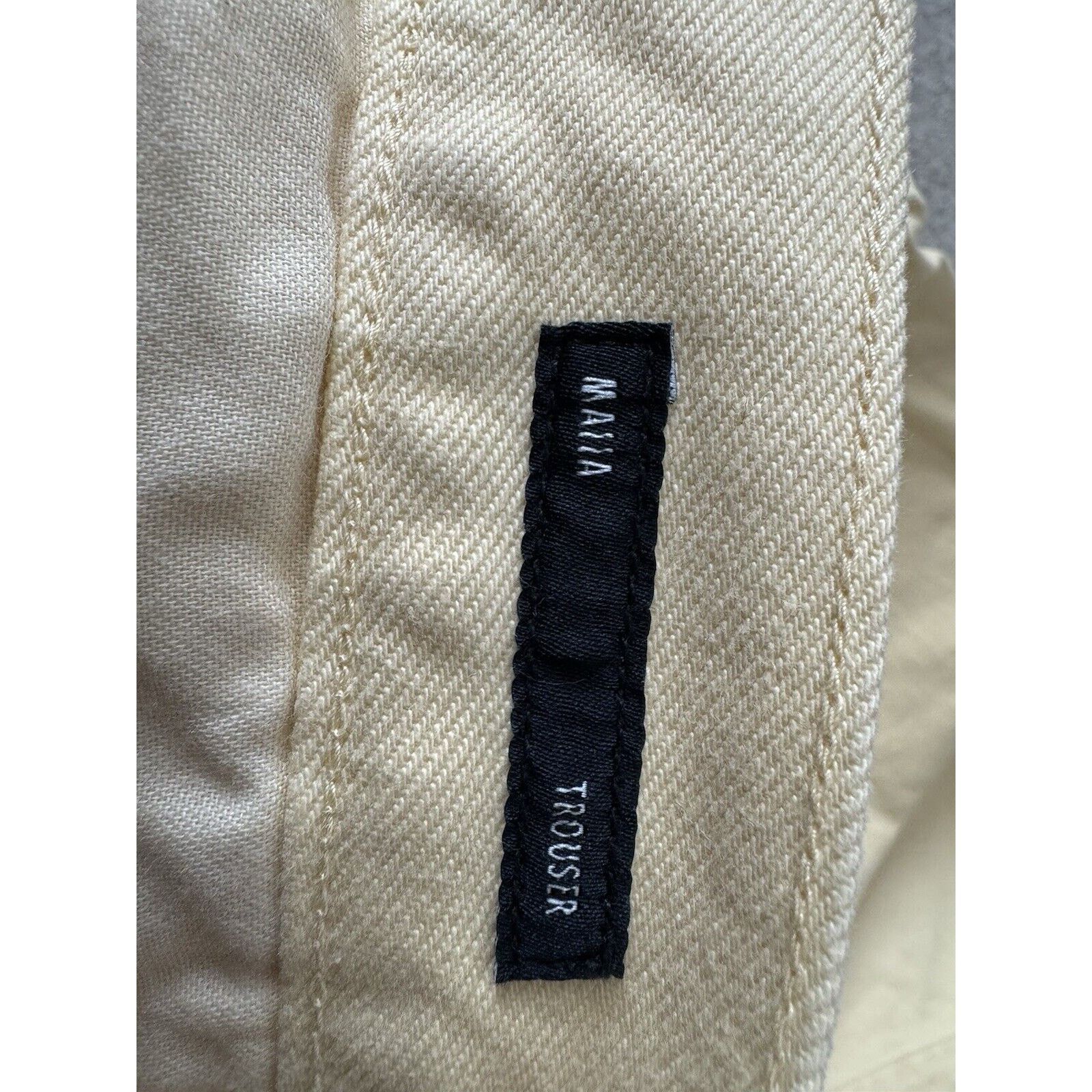 Edwin EDWIN Maiia Cropped Wide leg yellow Jeans Large New $228 Size 37" - 6 Thumbnail