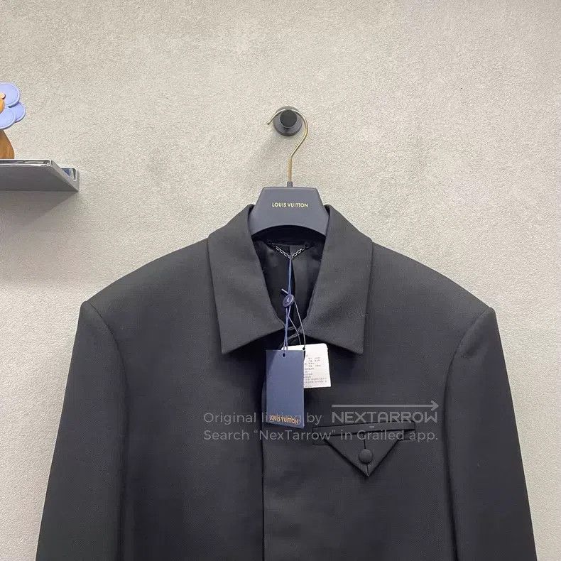 Louis Vuitton Louis Vuitton black jacket Size US M / EU 48-50 / 2 - 4 Thumbnail