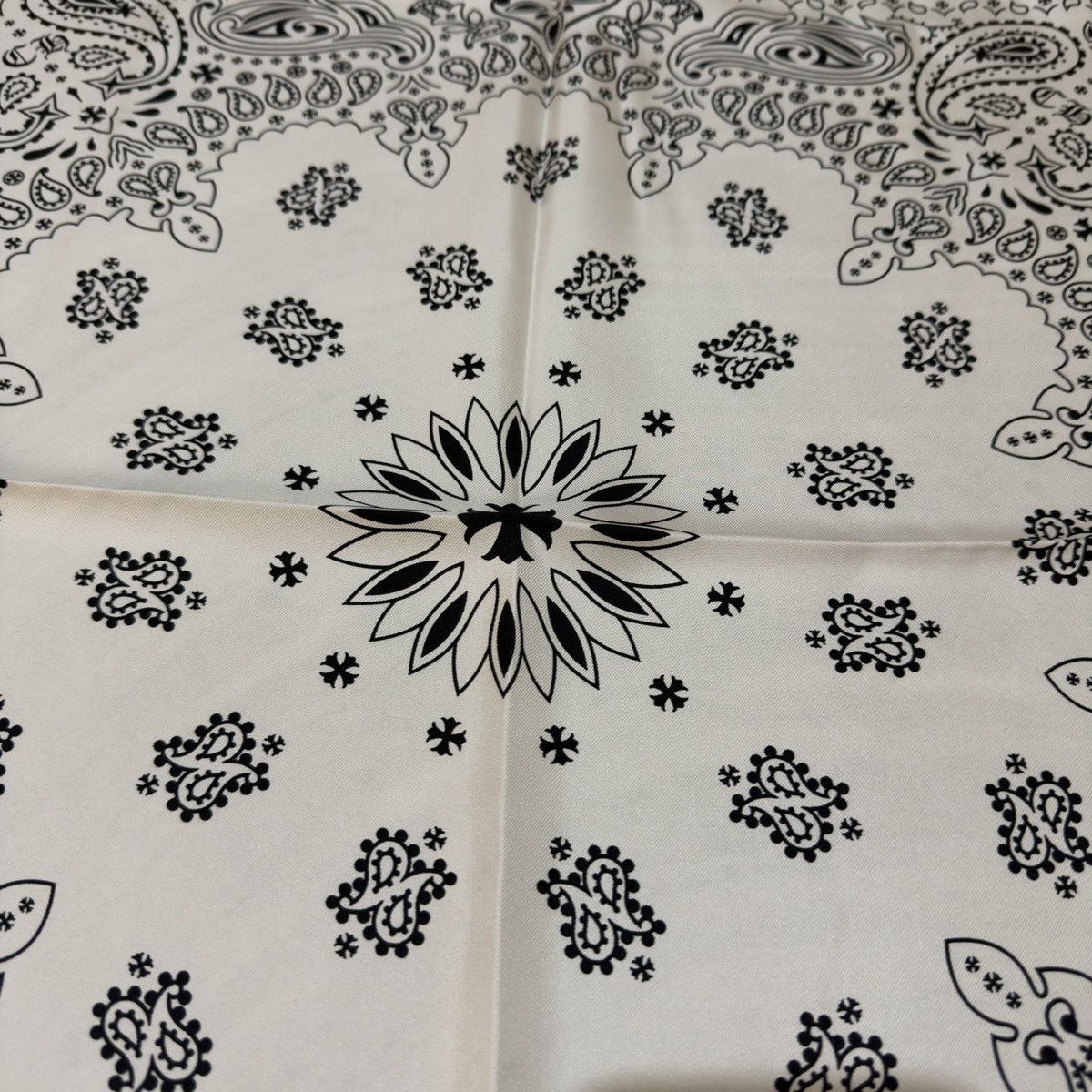 Chrome Hearts Chrome Hearts White Silk Bandana 🚫READ DESCRIPTION🚫 Size ONE SIZE - 2 Thumbnail