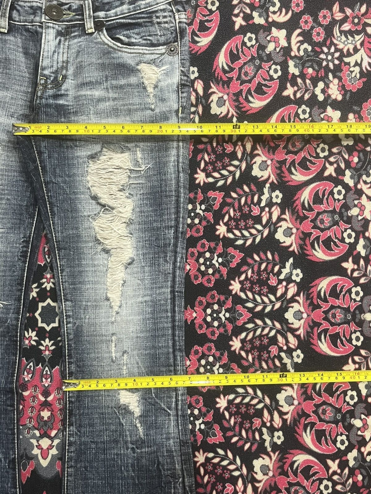 If Six Was Nine Vintage Y2K Japan Maraxia Heavily Destroyed Flare Jeans Size 26" / US 2 / IT 38 - 15 Thumbnail