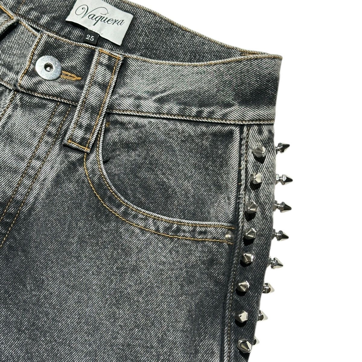 Vaquera Studded spike denim Size 25" / US 0 / IT 36 - 2 Thumbnail