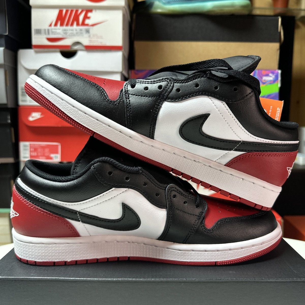 Nike New 553558-161 Mens Air Jordan Retro 1 Low Bred Toe 2.0 Size US 10 / EU 43 - 3 Thumbnail