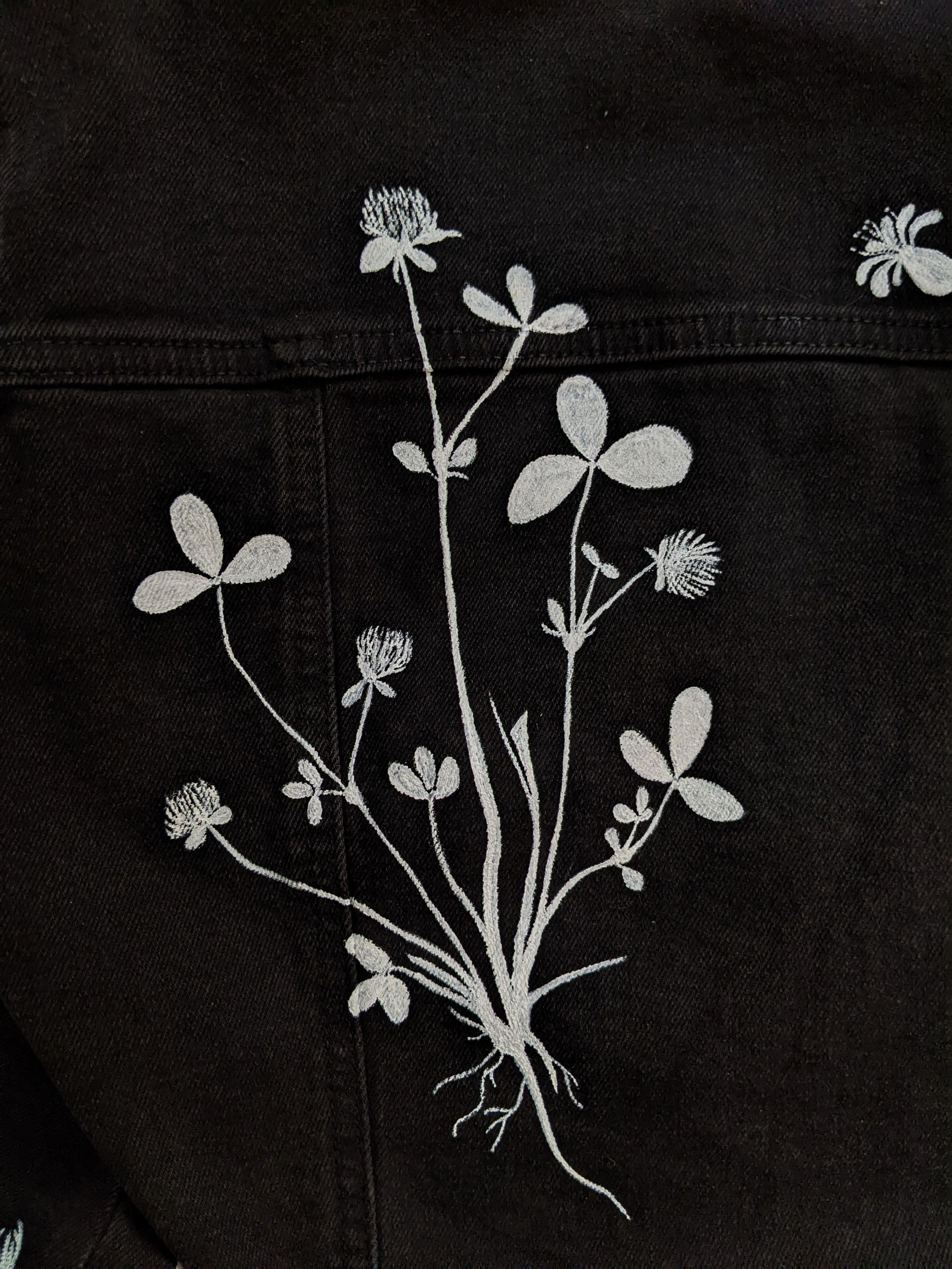 Handmade 1of1 Hand-painted denim dress with white flowers Size S / US 4 / IT 40 - 10 Thumbnail