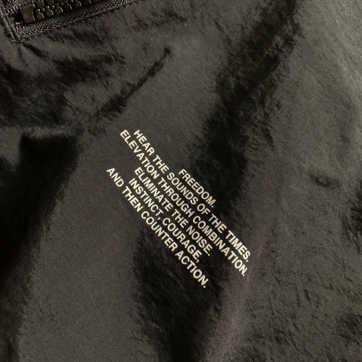 GU × Undercover GU x Undercover - Jun Takahashi Fleece Jacket Size US XL / EU 56 / 4 - 3 Thumbnail