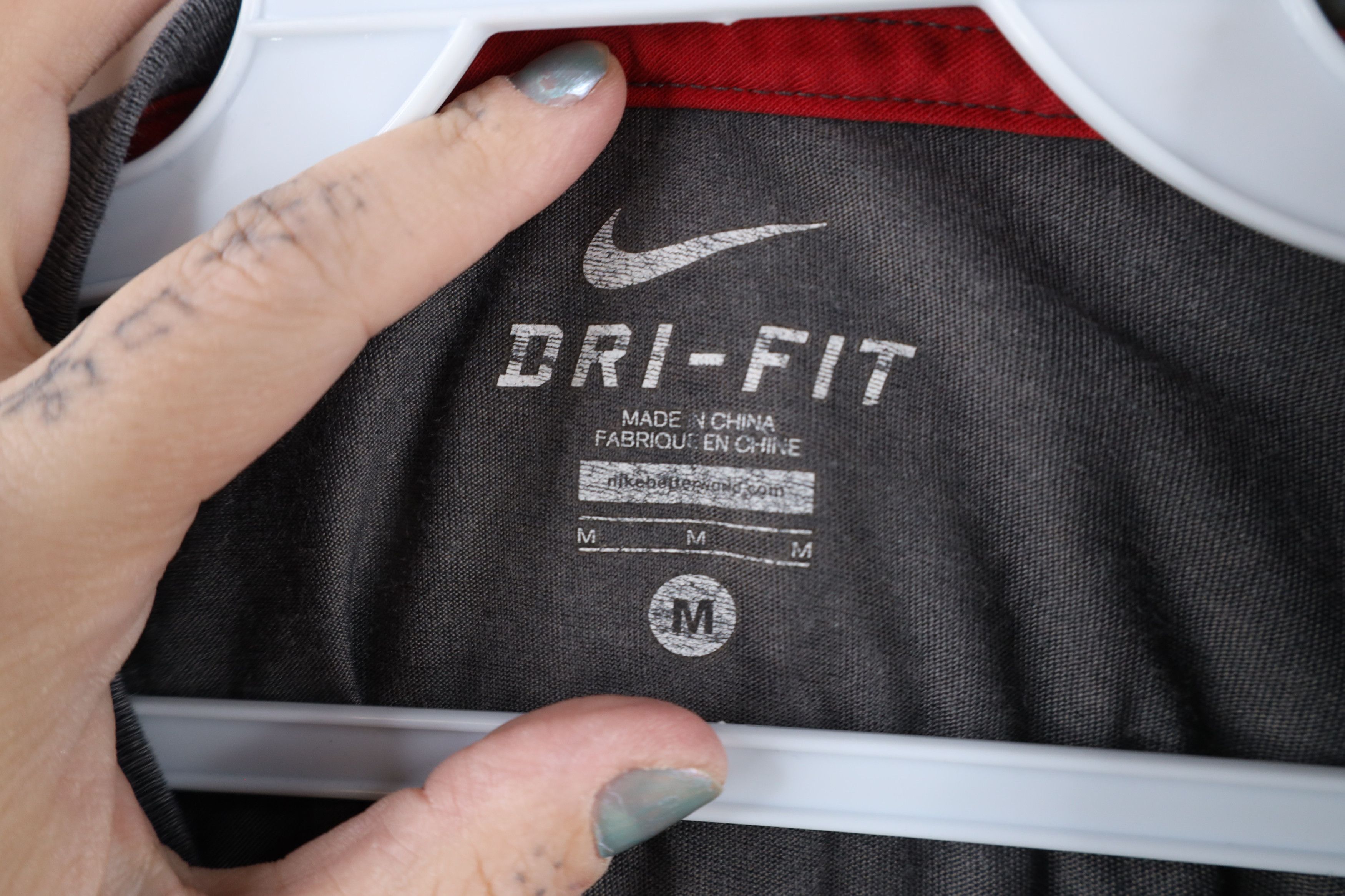 Nike × Vintage Nike Lebron James Non Sufficit Lion Head Basketball T-Shirt Size US M / EU 48-50 / 2 - 8 Thumbnail