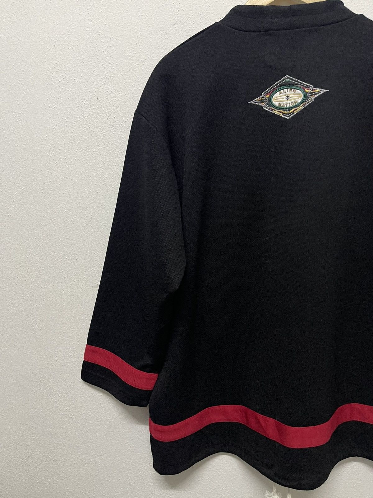 Alien Workshop 90s ALIEN WORKSHOP HIP HOP STYLE JERSEY LONG SLEEVE RARE Size US L / EU 52-54 / 3 - 14 Thumbnail