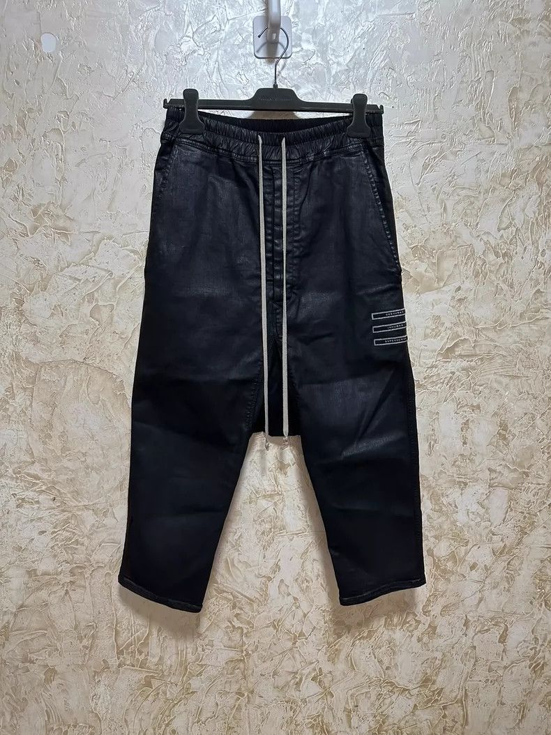 Rick Owens rick owens size xs Waxed cropped pants 2502-Nextarrow Size US 28 / EU 44 - 1 Thumbnail