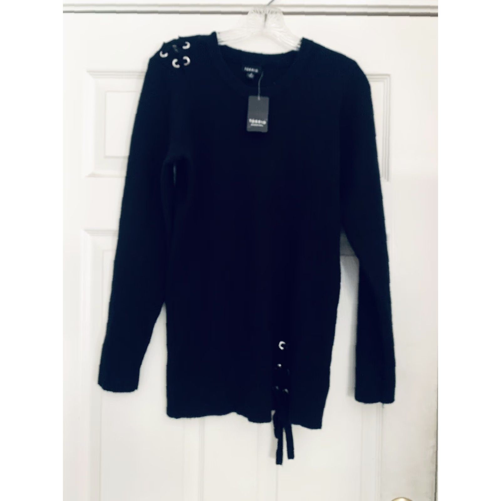 Torrid Torrid Pullover Sweater Women Black Long Sleeve Size 2 Size XS / US 0-2 / IT 36-38 - 2 Thumbnail