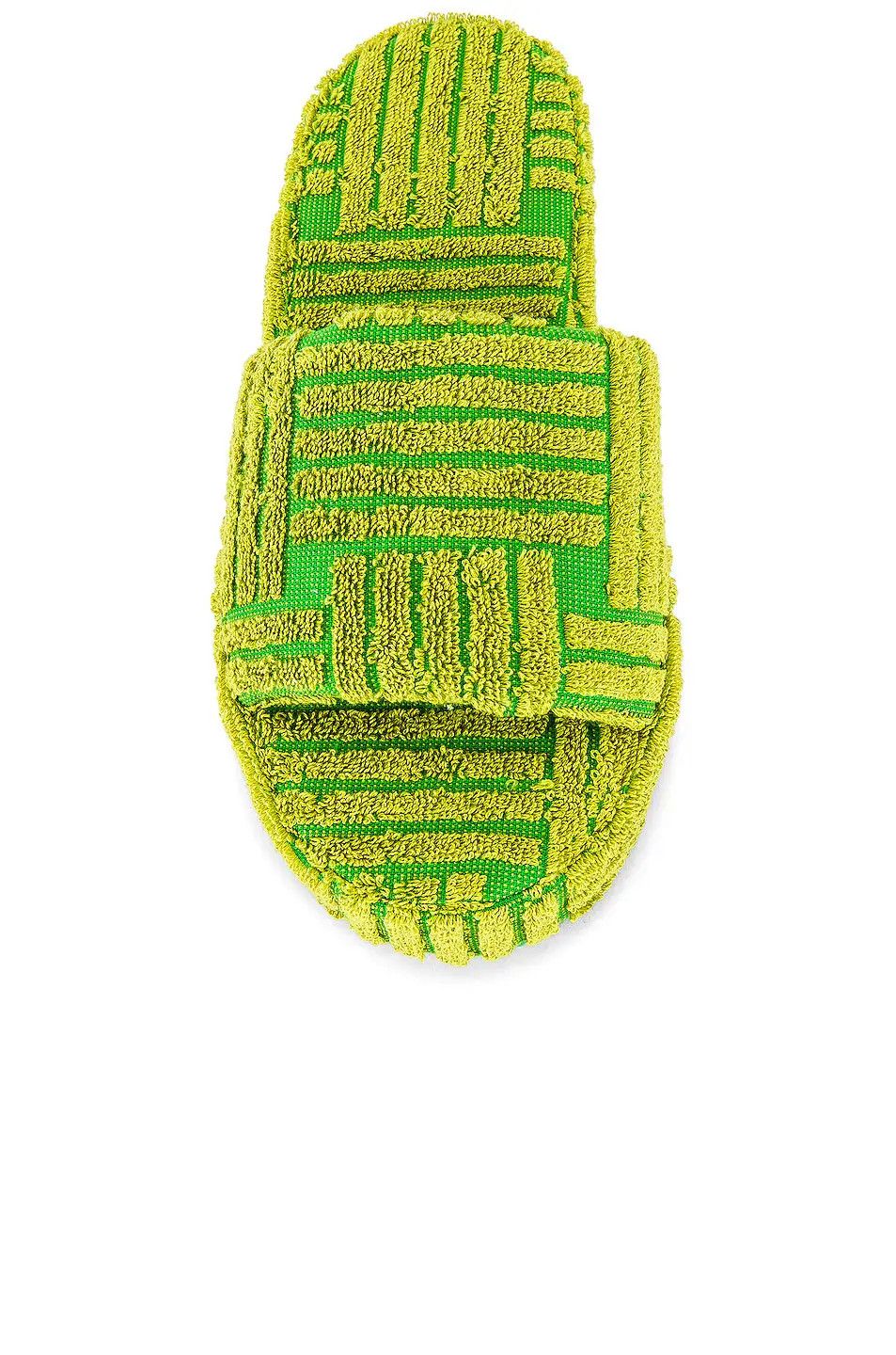 Bottega Veneta o1bcso1str0924 Resort Sponge in Green Size US 12 / EU 45 - 5 Thumbnail
