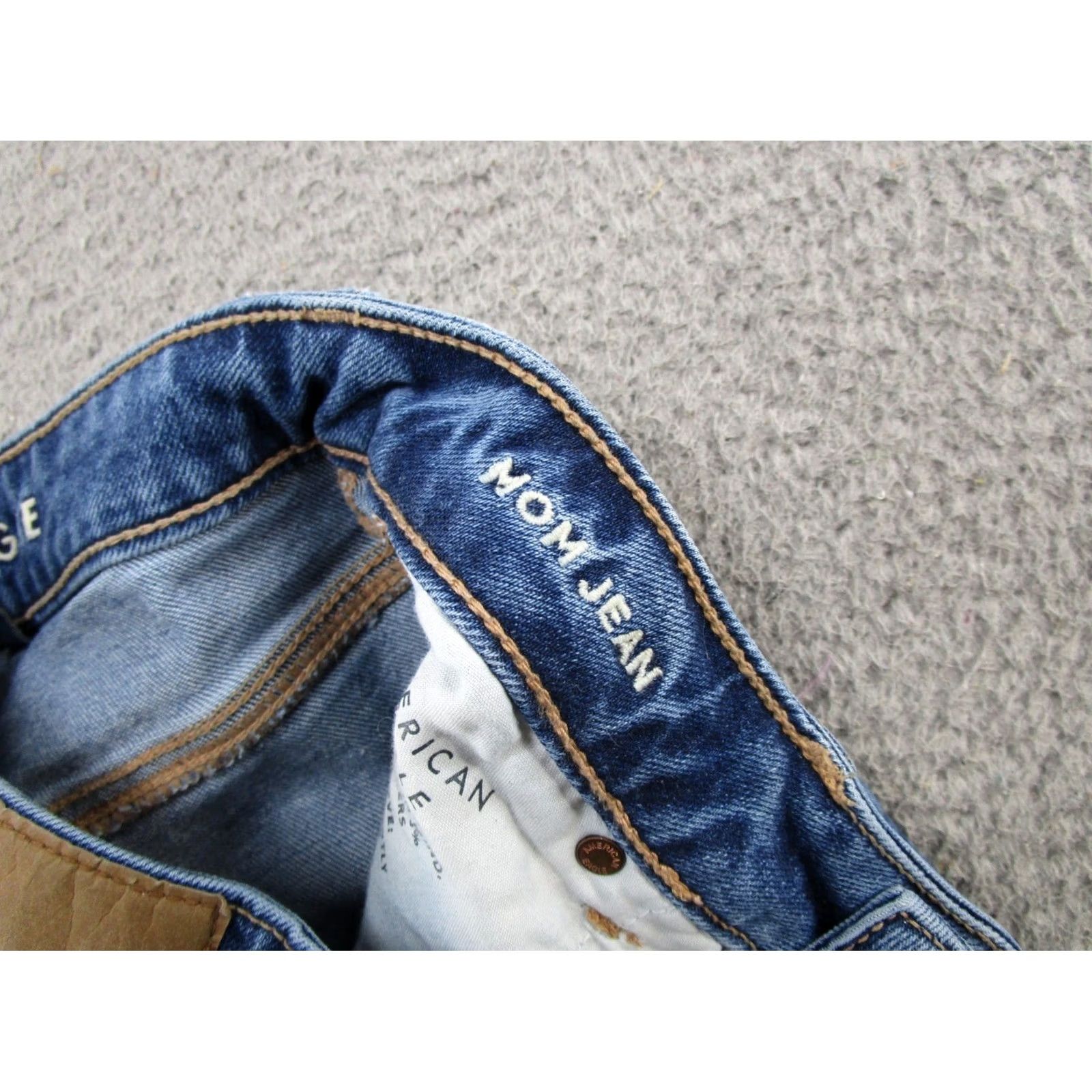 American Eagle Outfitters American Eagle Outfitters Jeans Shown Distressed Stretch Mom Regular 0 Long Blue Denim 5-Pocket Womens Size 25" / US 0 / IT 36 - 5 Thumbnail