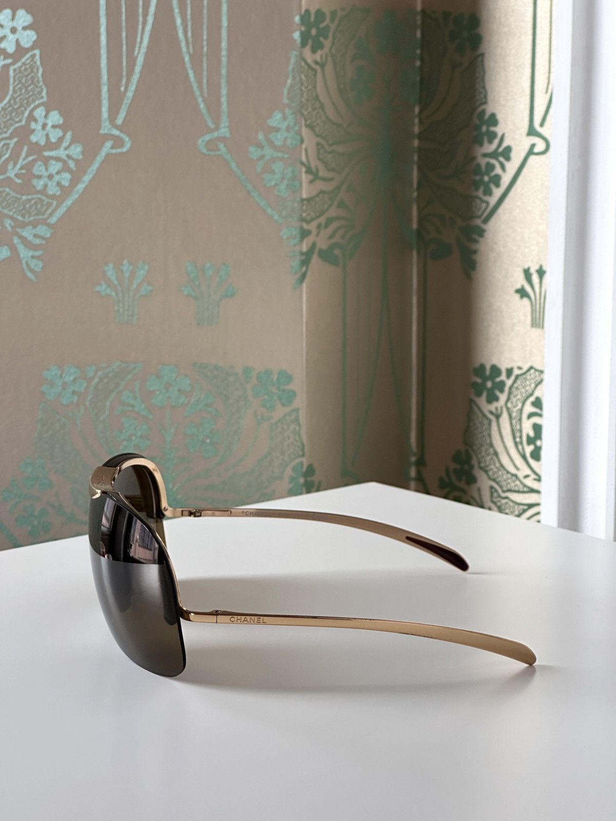 Chanel CHANEL Shield Mask Rimless Brown Gold Sunglasses 6007 Y2K Size ONE SIZE - 7 Thumbnail